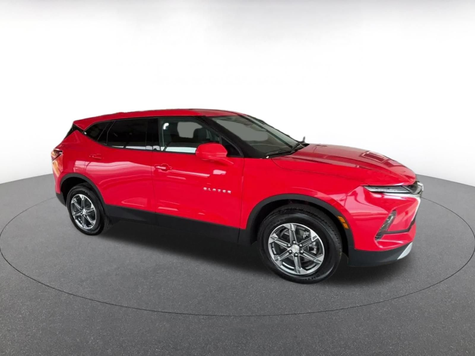 Thumbnail: 2025 Chevrolet Blazer - 2