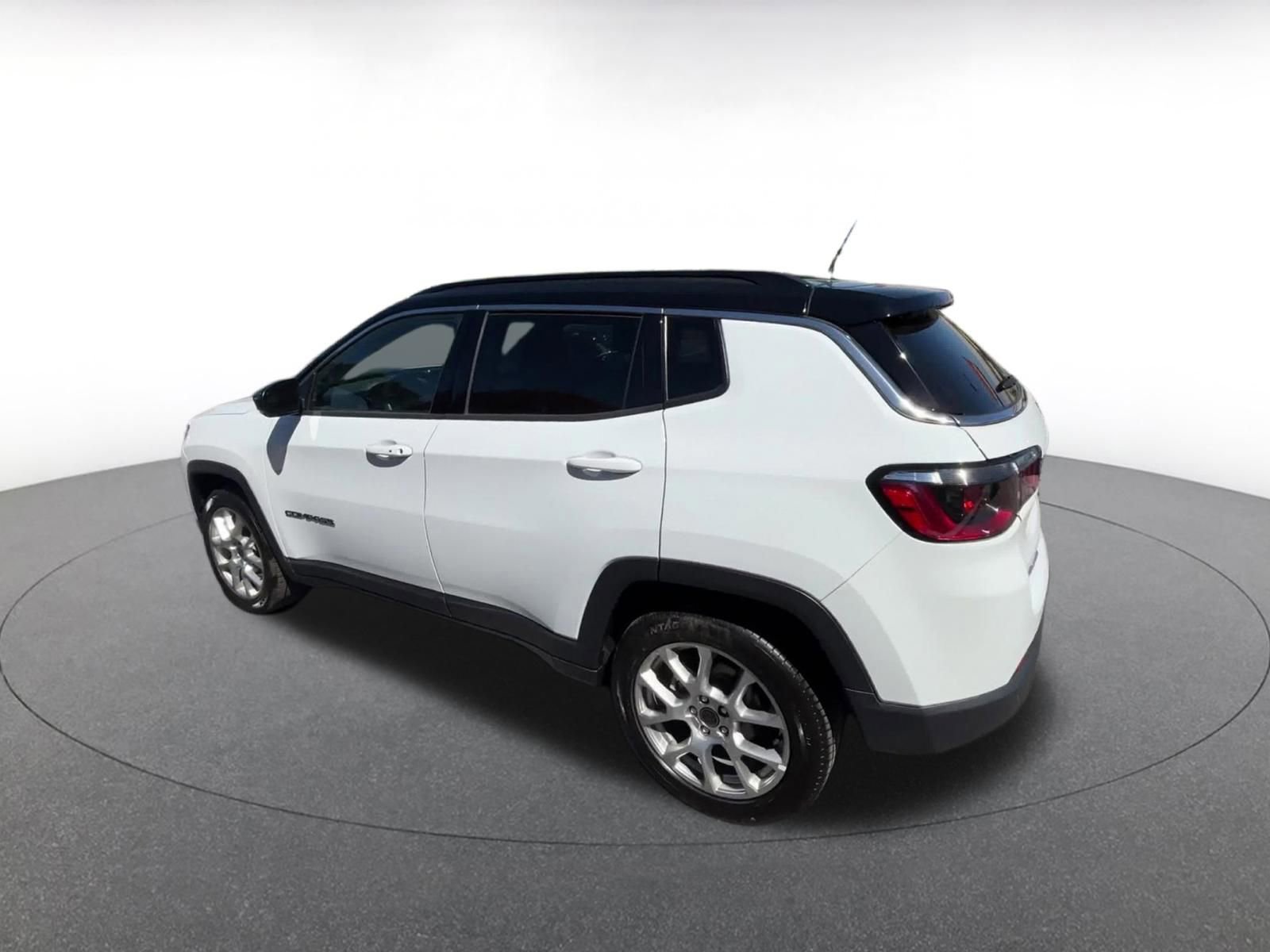 Thumbnail: 2025 Jeep Compass - 10