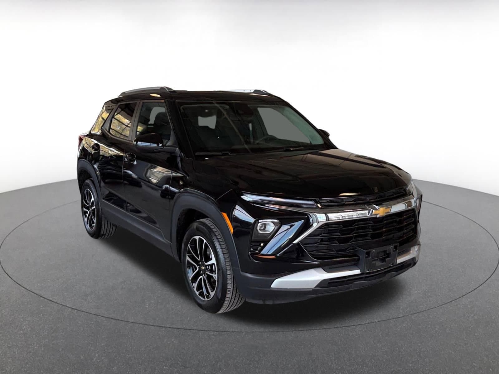 Thumbnail: 2025 Chevrolet TrailBlazer - 1