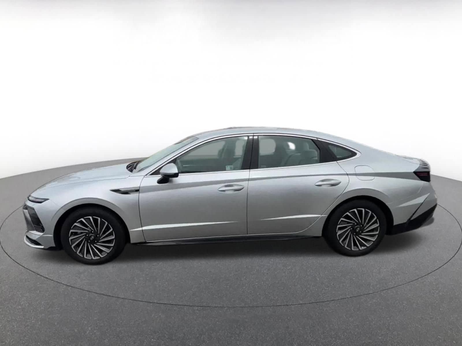 Thumbnail: 2025 Hyundai Sonata - 13