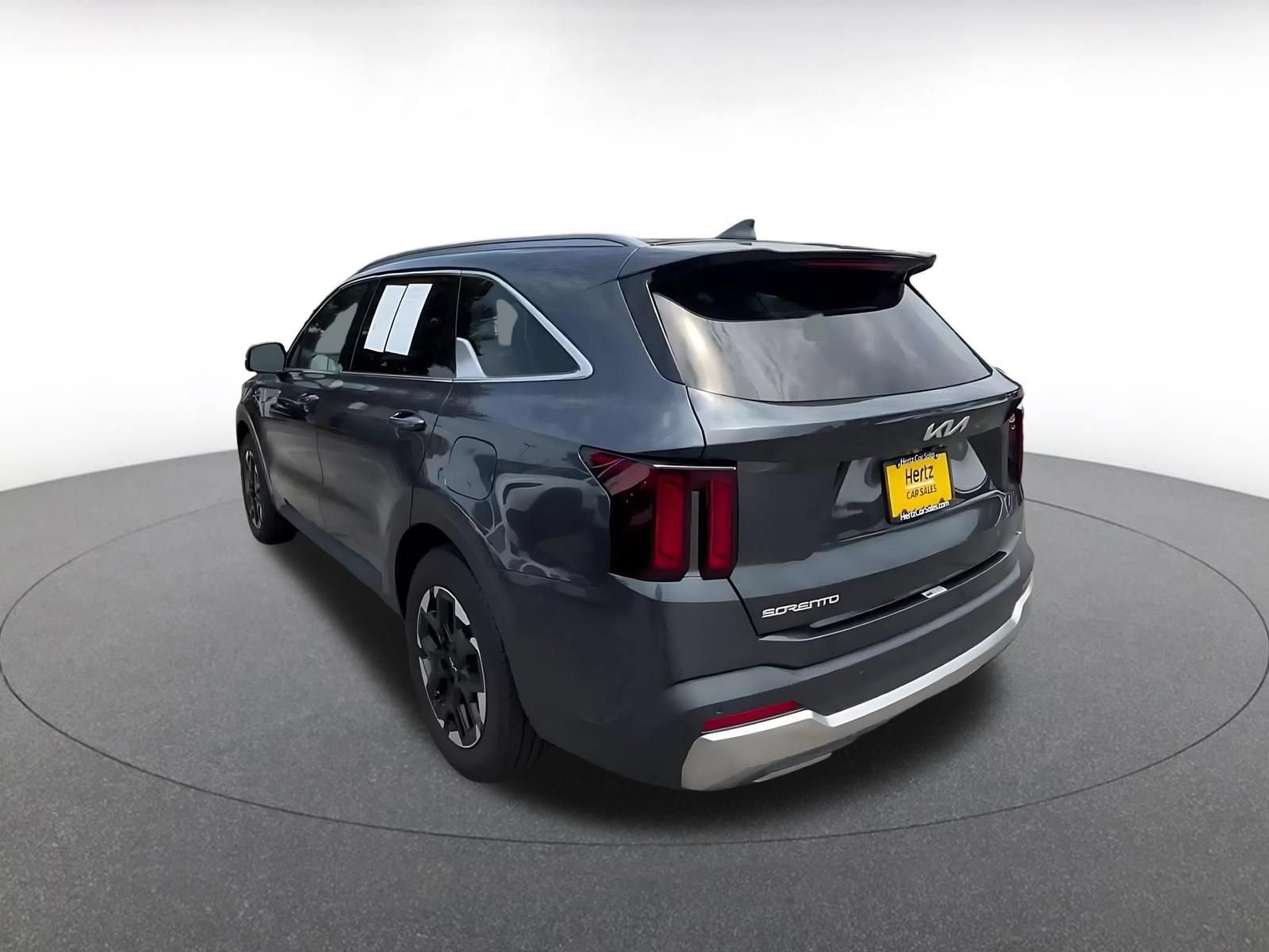 Thumbnail: 2024 Kia Sorento - 11