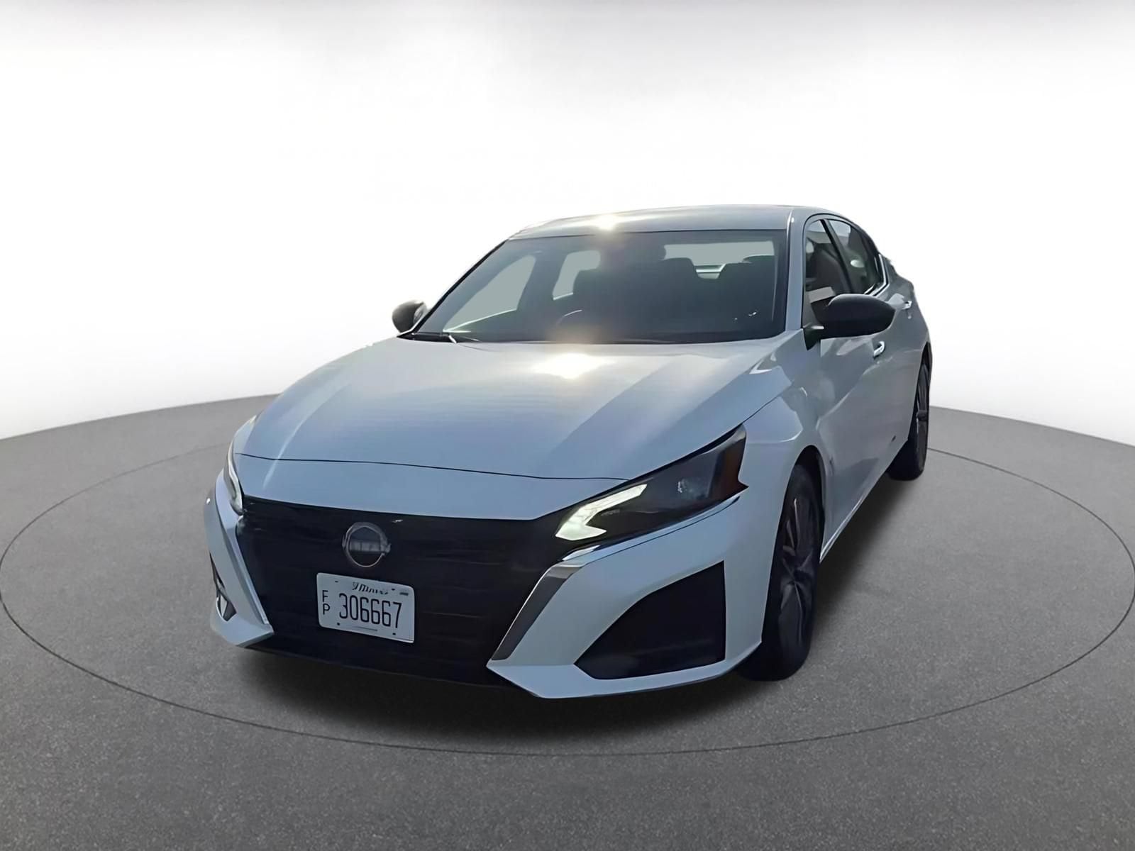 Thumbnail: 2025 Nissan Altima - 6