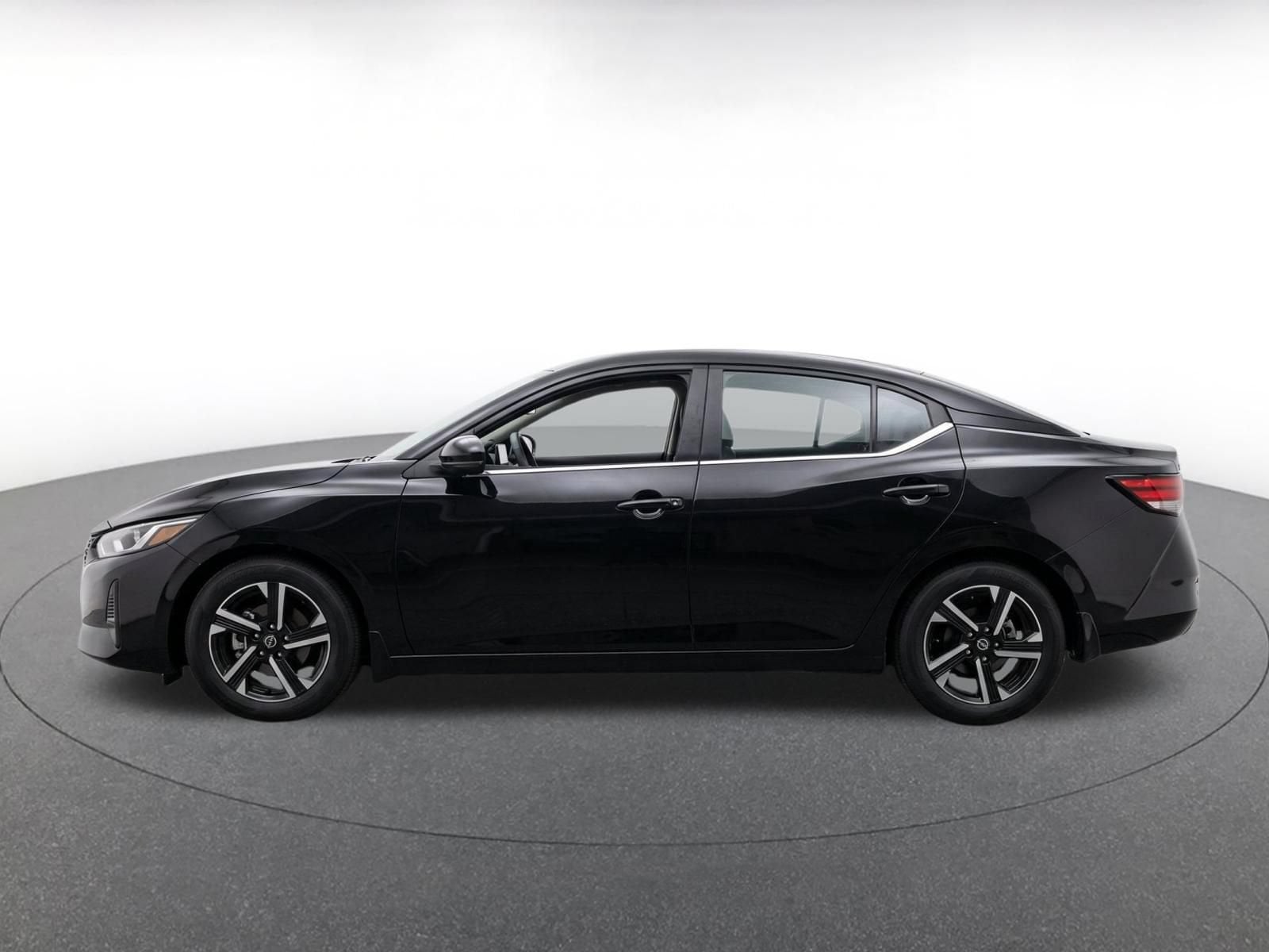 Thumbnail: 2025 Nissan Sentra - 5