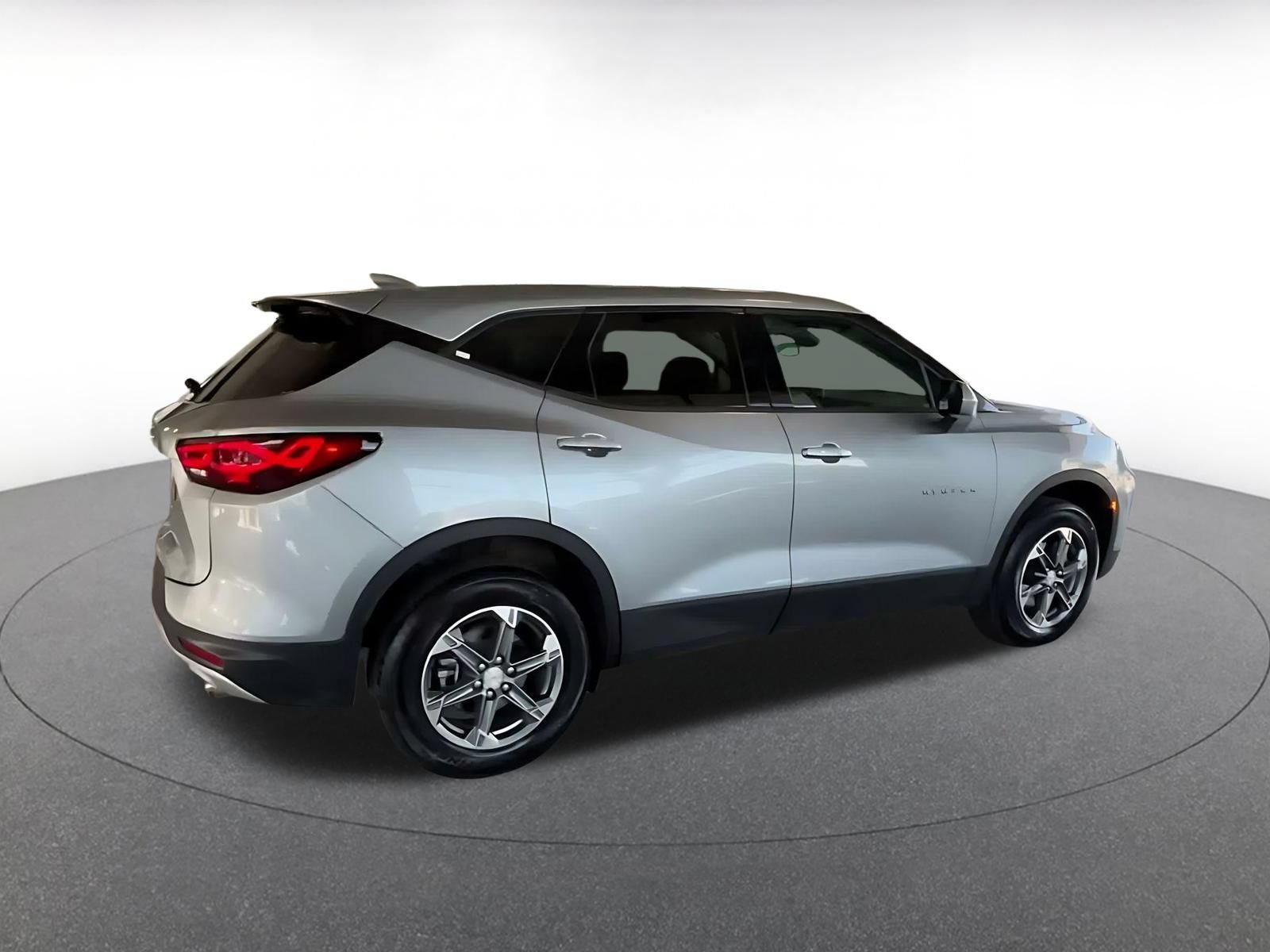 Thumbnail: 2026 Chevrolet Blazer - 13