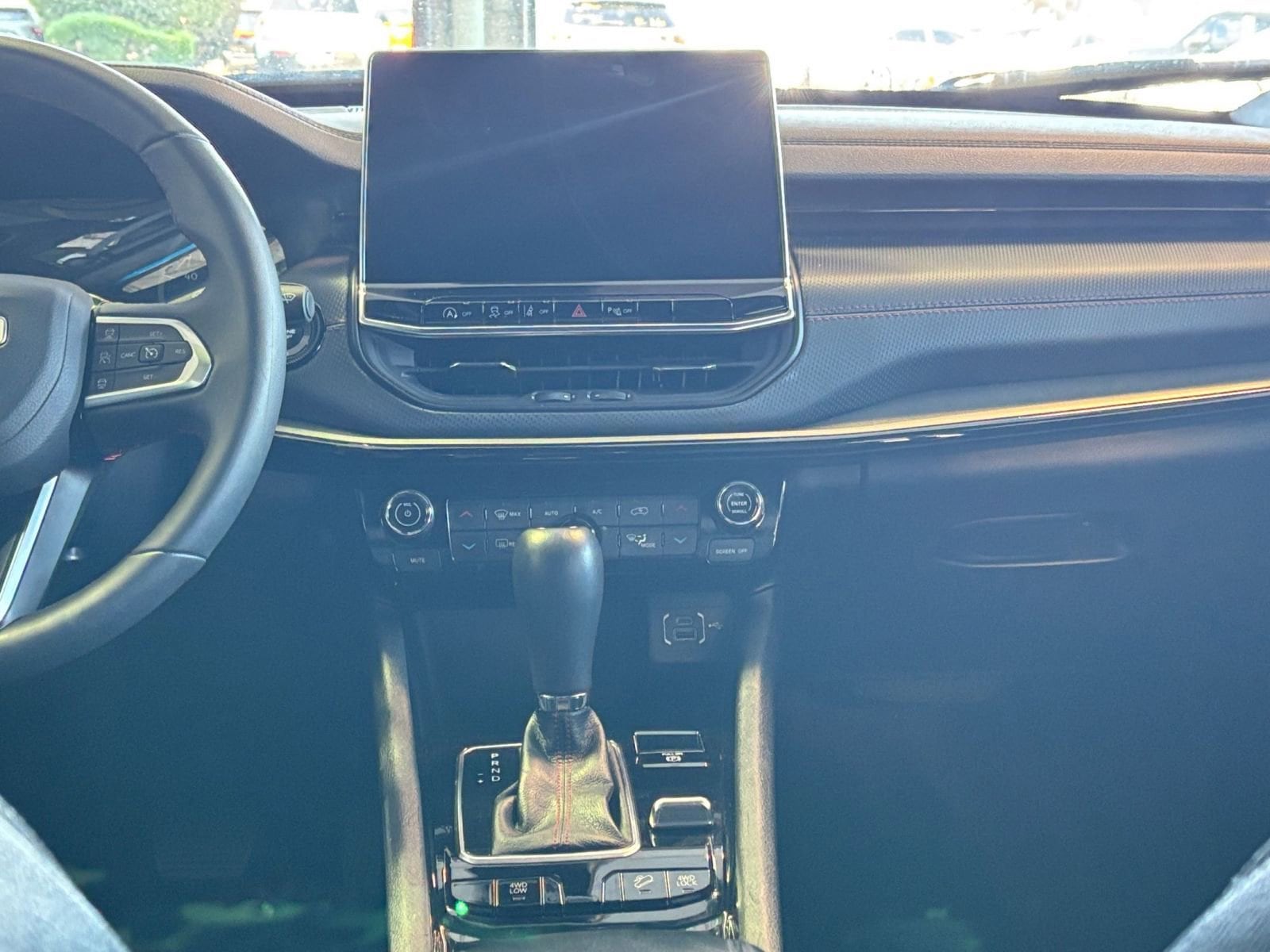 Thumbnail: 2025 Jeep Compass - 23