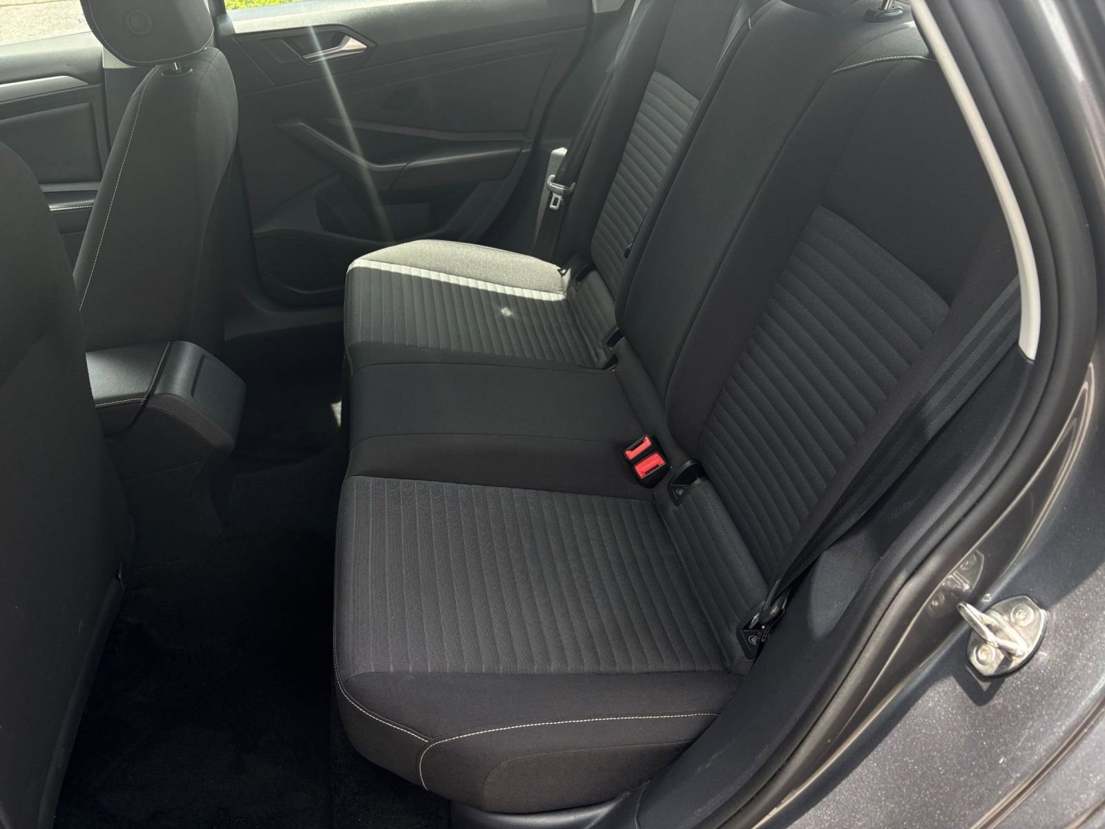 2024 Volkswagen Jetta S 23