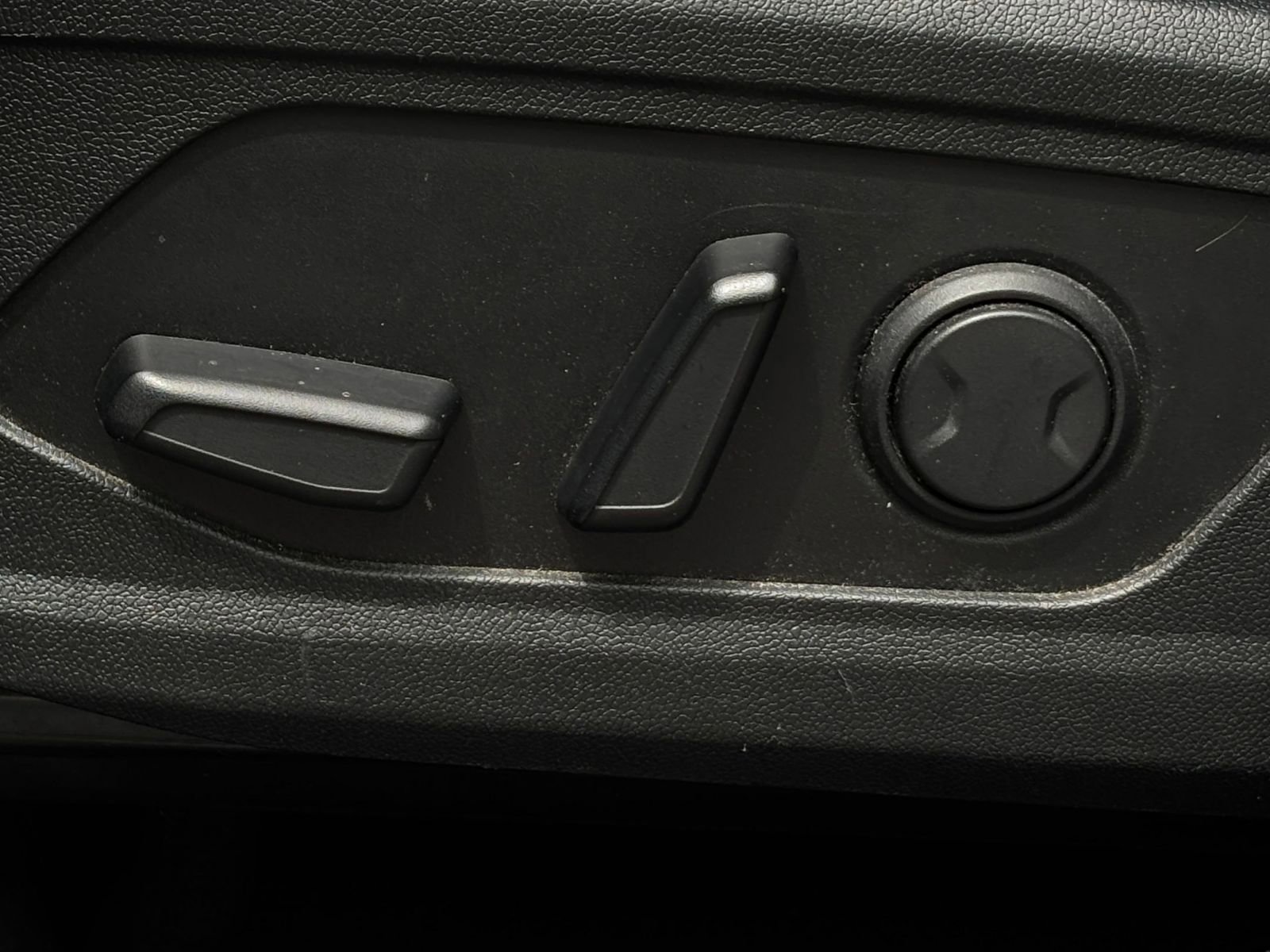 Thumbnail: 2024 Kia Sorento - 23