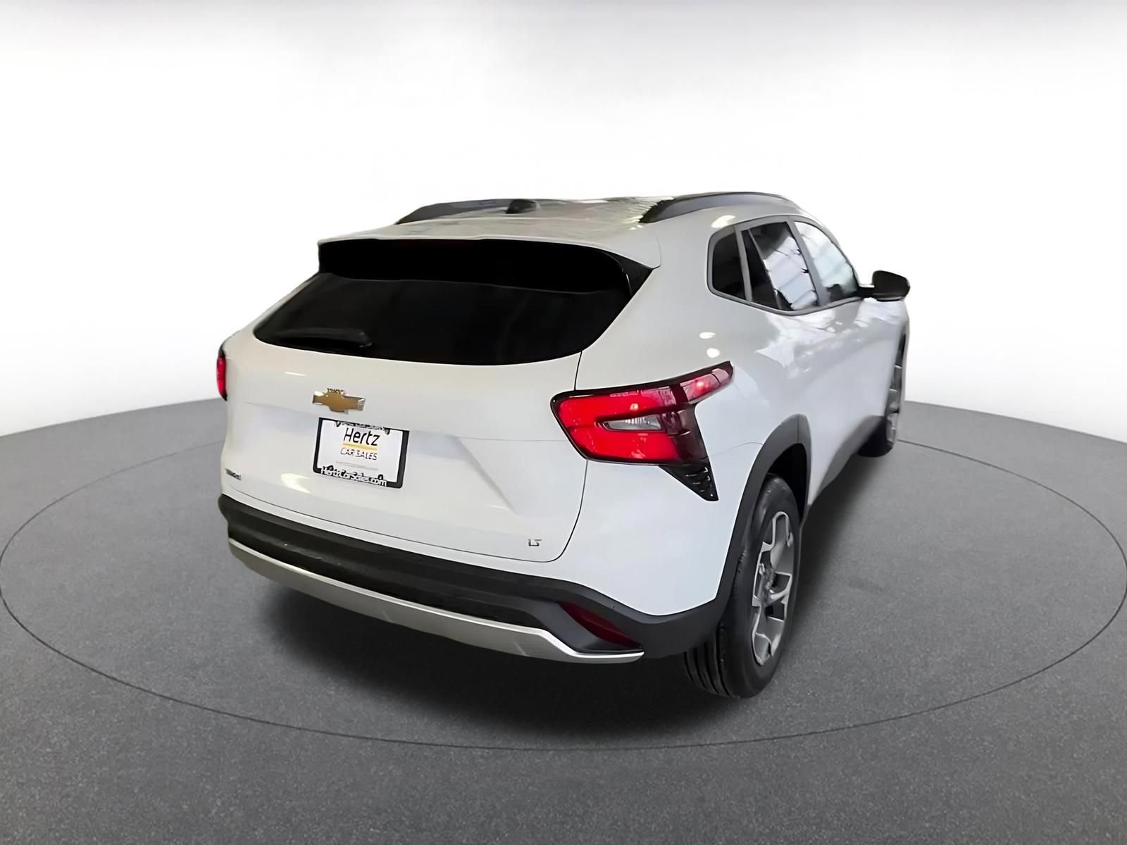 Thumbnail: 2025 Chevrolet Trax - 15