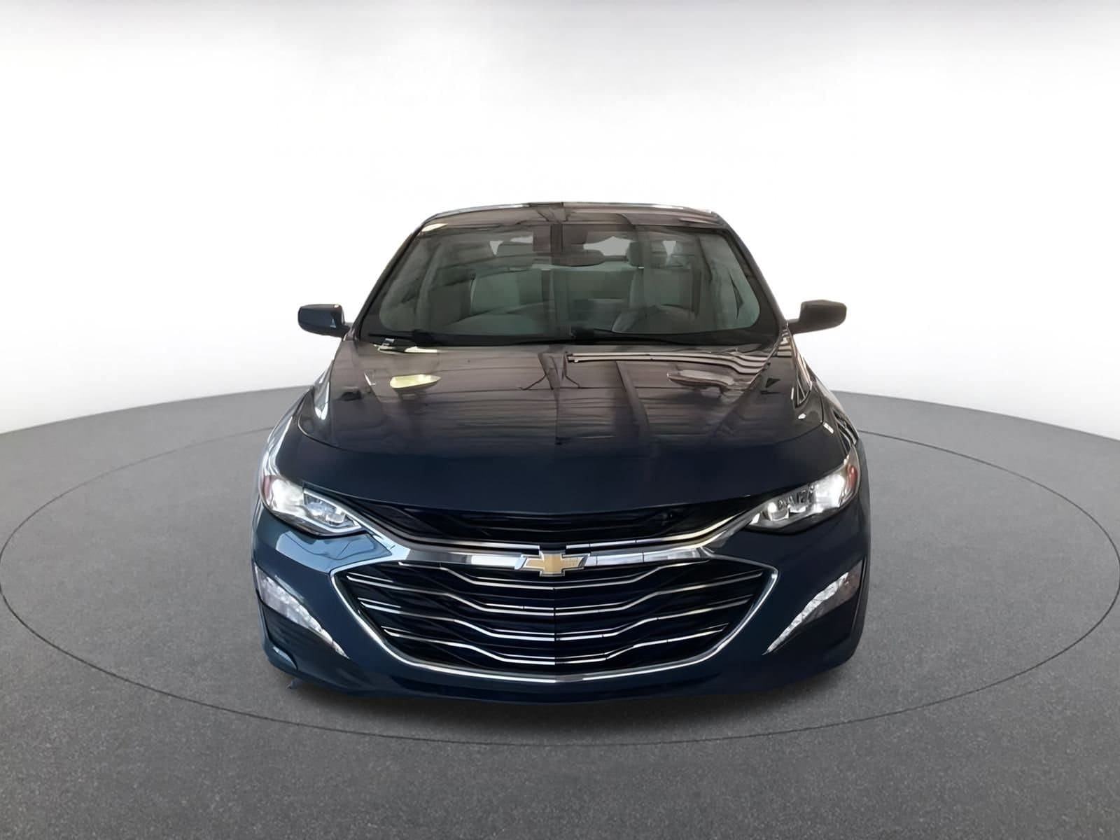 Thumbnail: 2024 Chevrolet Malibu - 5