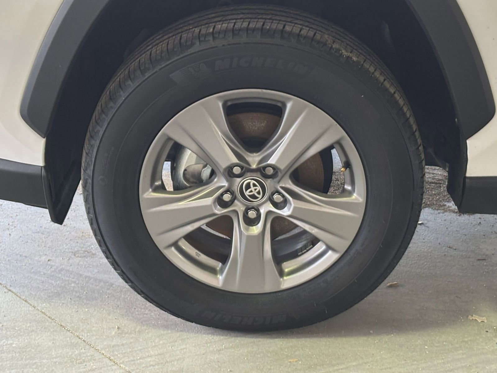 Thumbnail: 2025 Toyota RAV4 - 29