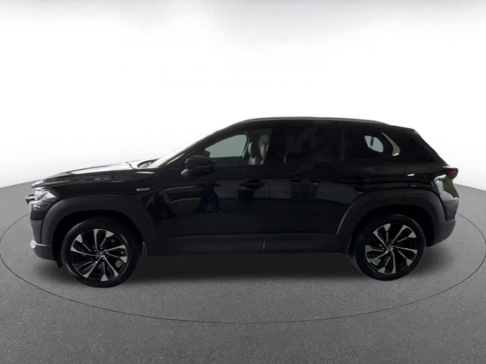 Thumbnail: 2025 Mazda CX-50 - 13