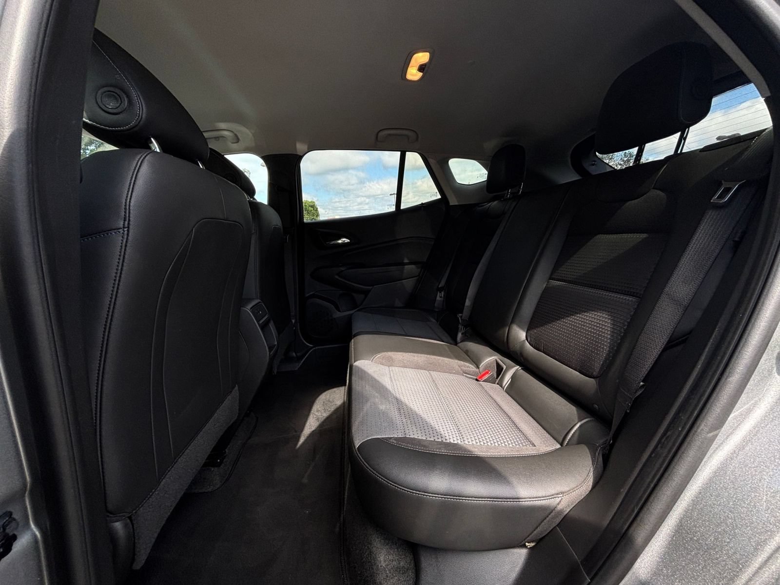 Thumbnail: 2025 Chevrolet Trax - 21