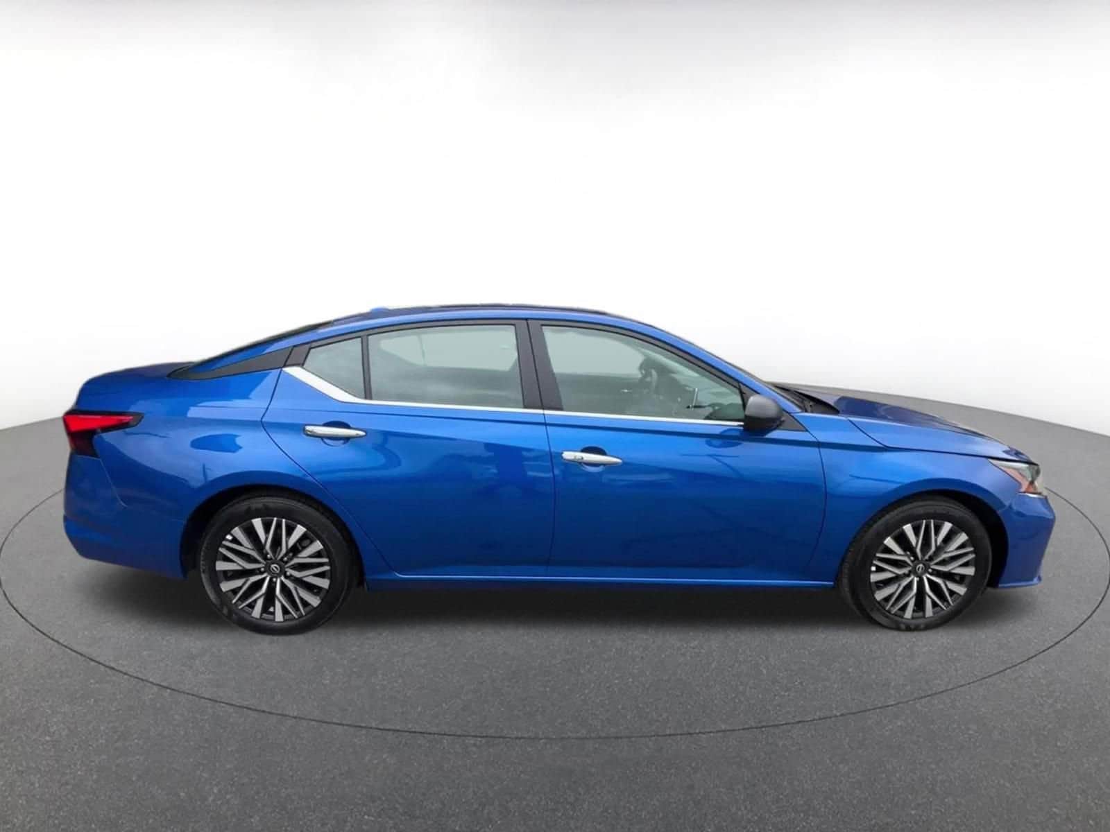 Thumbnail: 2025 Nissan Altima - 20