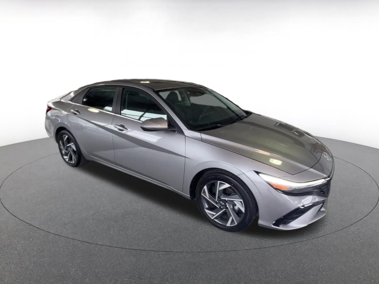 Thumbnail: 2025 Hyundai Elantra - 2