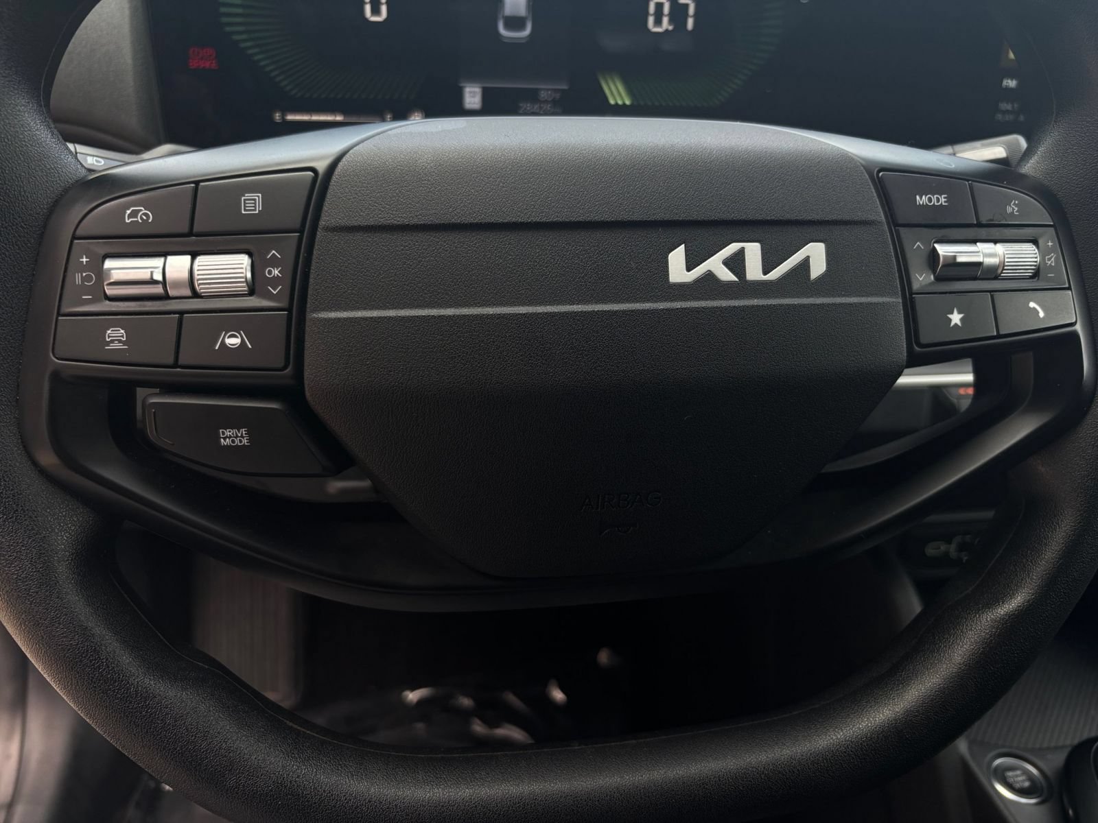 Thumbnail: 2025 Kia K4 - 28