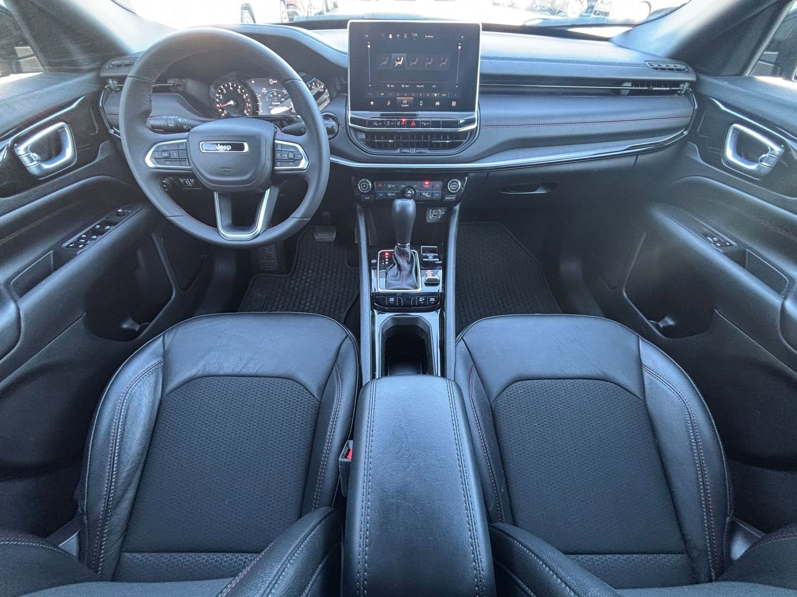 Thumbnail: 2025 Jeep Compass - 33