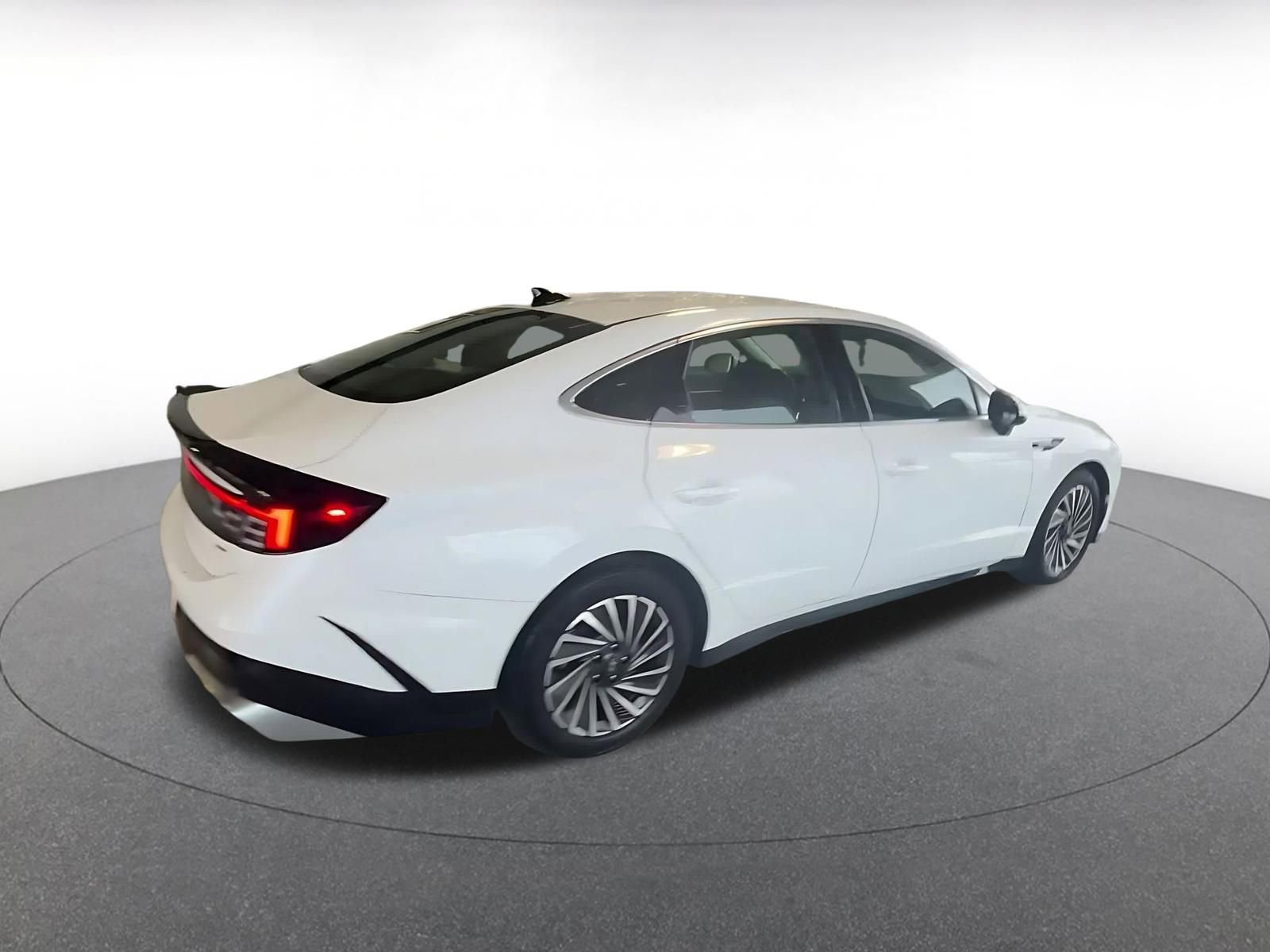 Thumbnail: 2025 Hyundai Sonata - 16