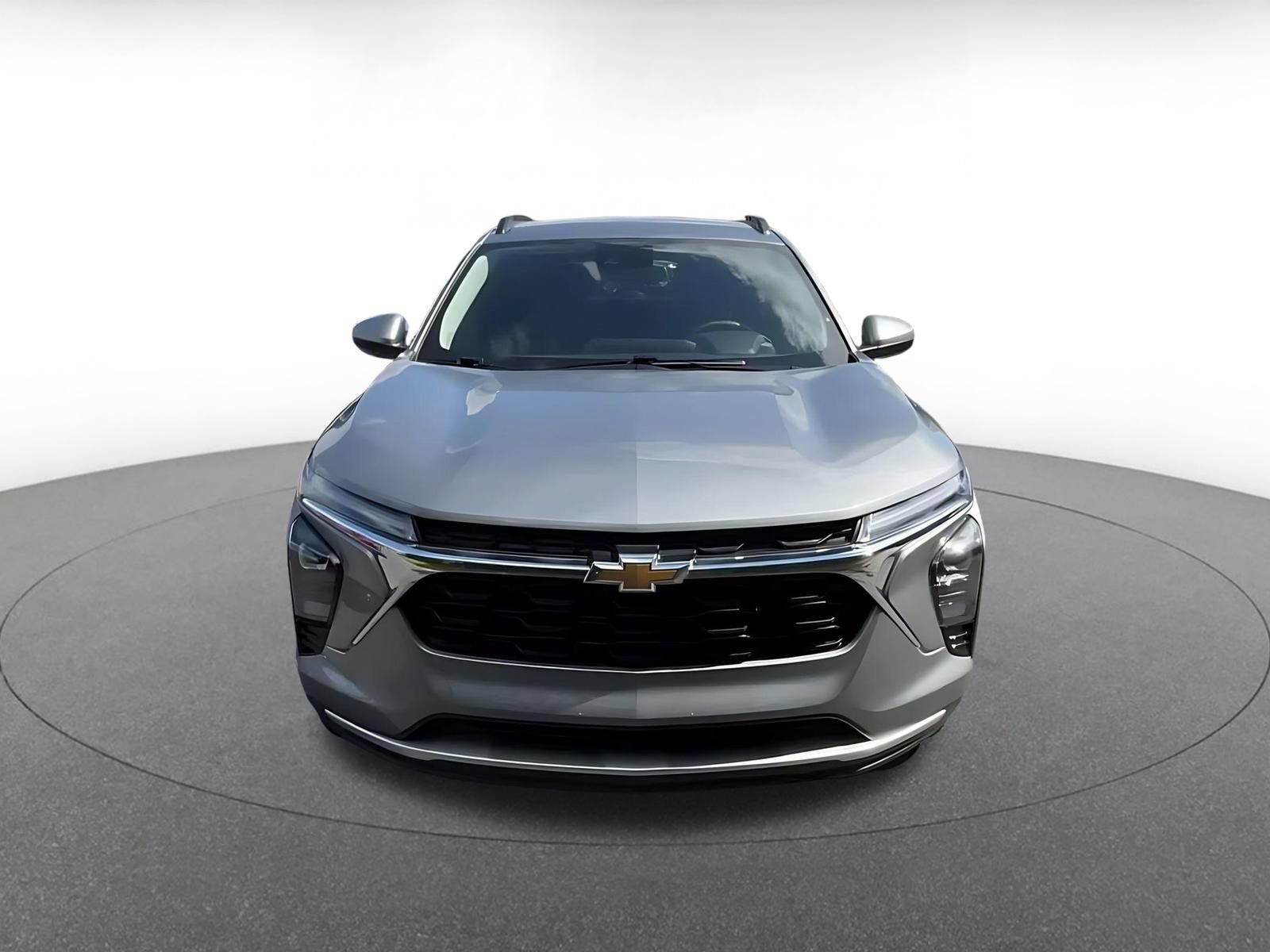Thumbnail: 2025 Chevrolet Trax - 4