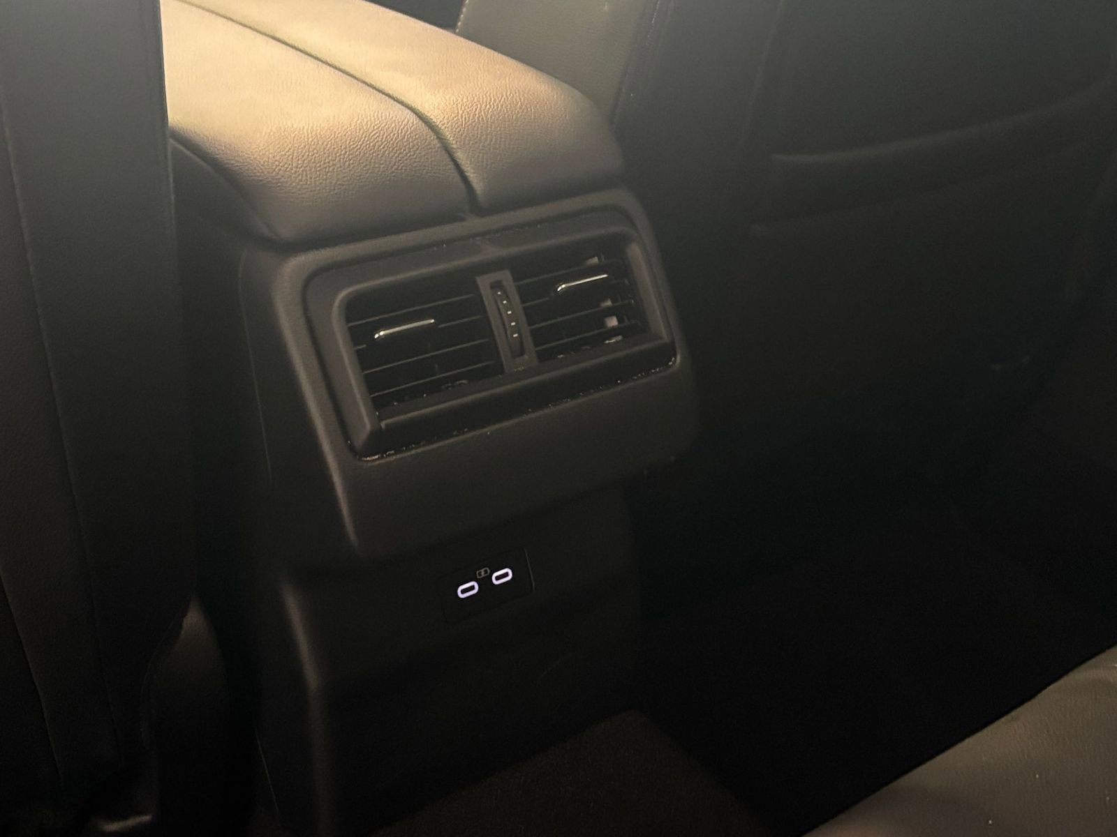 Thumbnail: 2025 Mazda CX-50 - 25