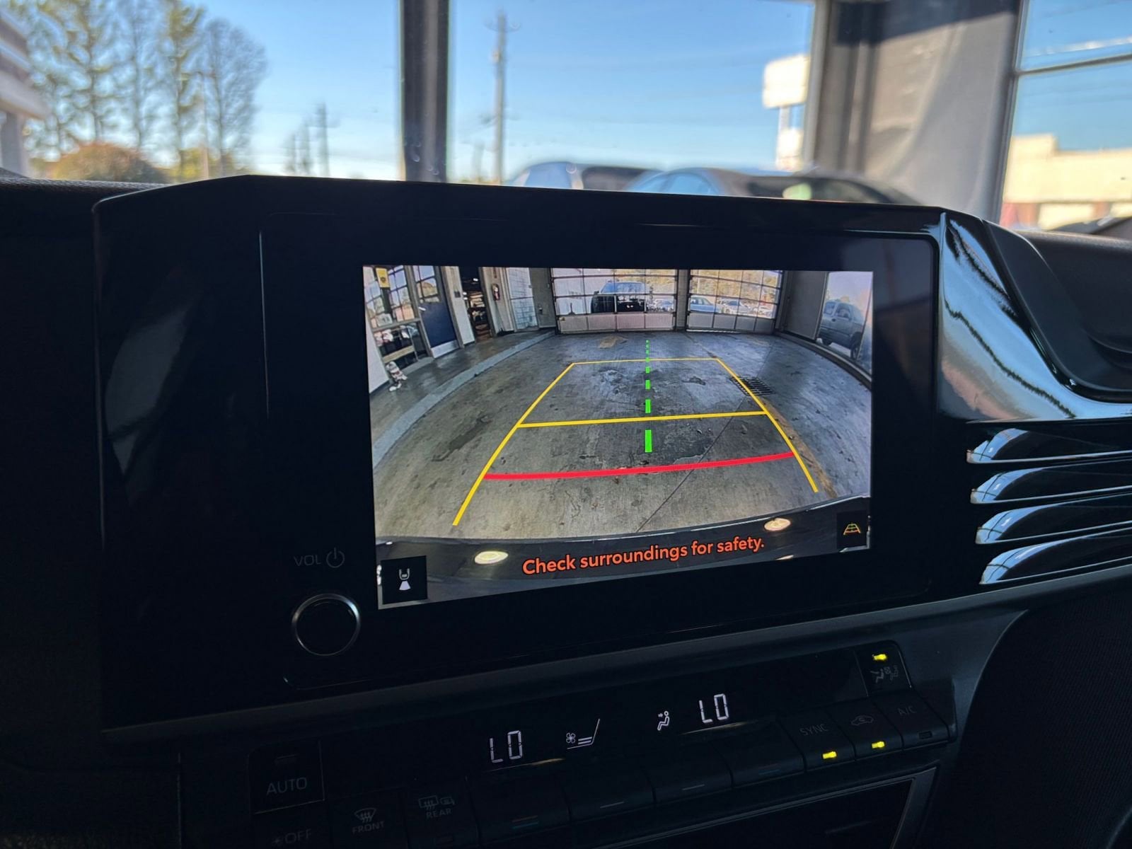 Thumbnail: 2025 Toyota Camry - 23