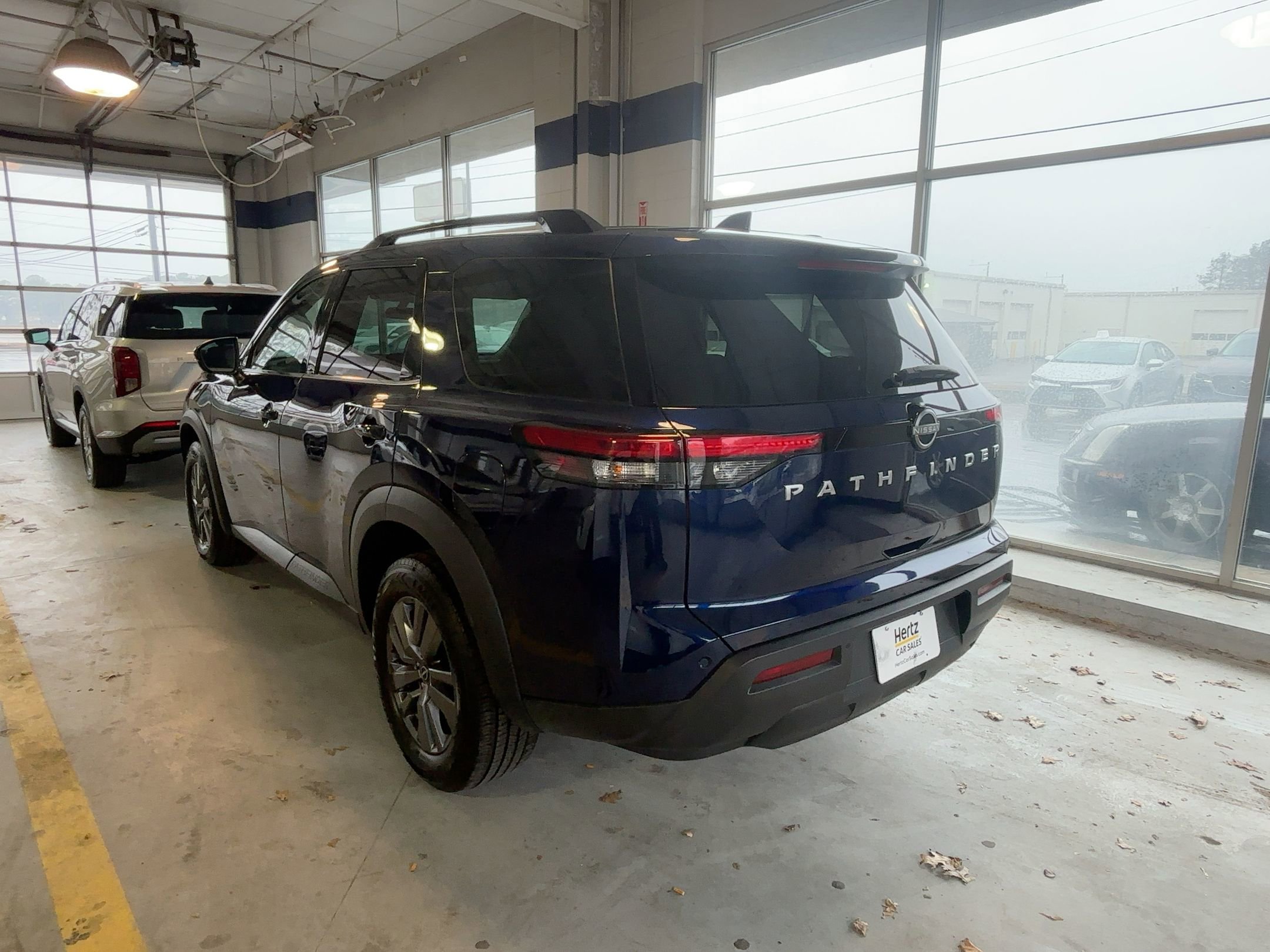 Thumbnail: 2025 Nissan Pathfinder - 8