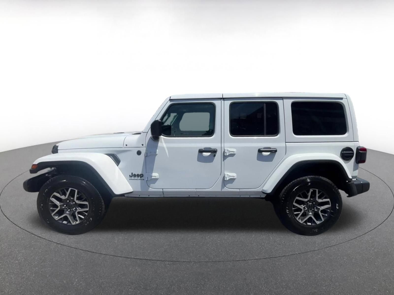 Thumbnail: 2025 Jeep Wrangler - 8