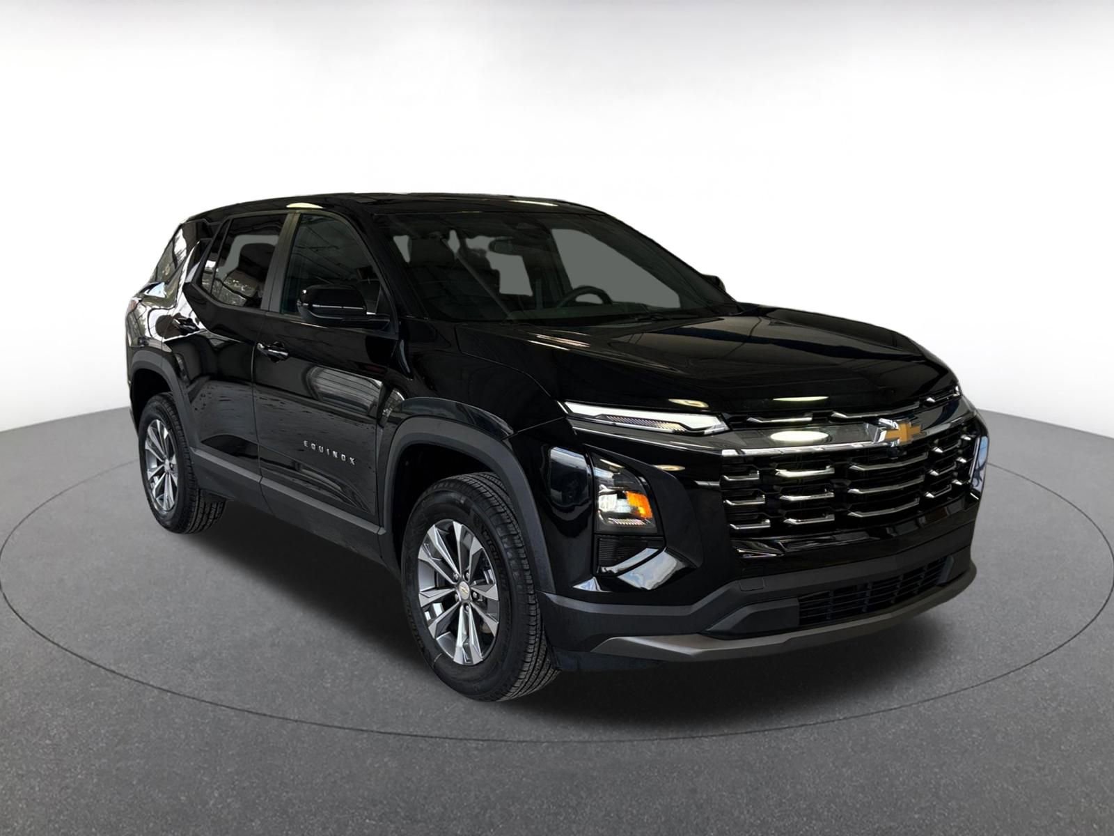 Thumbnail: 2025 Chevrolet Equinox - 2