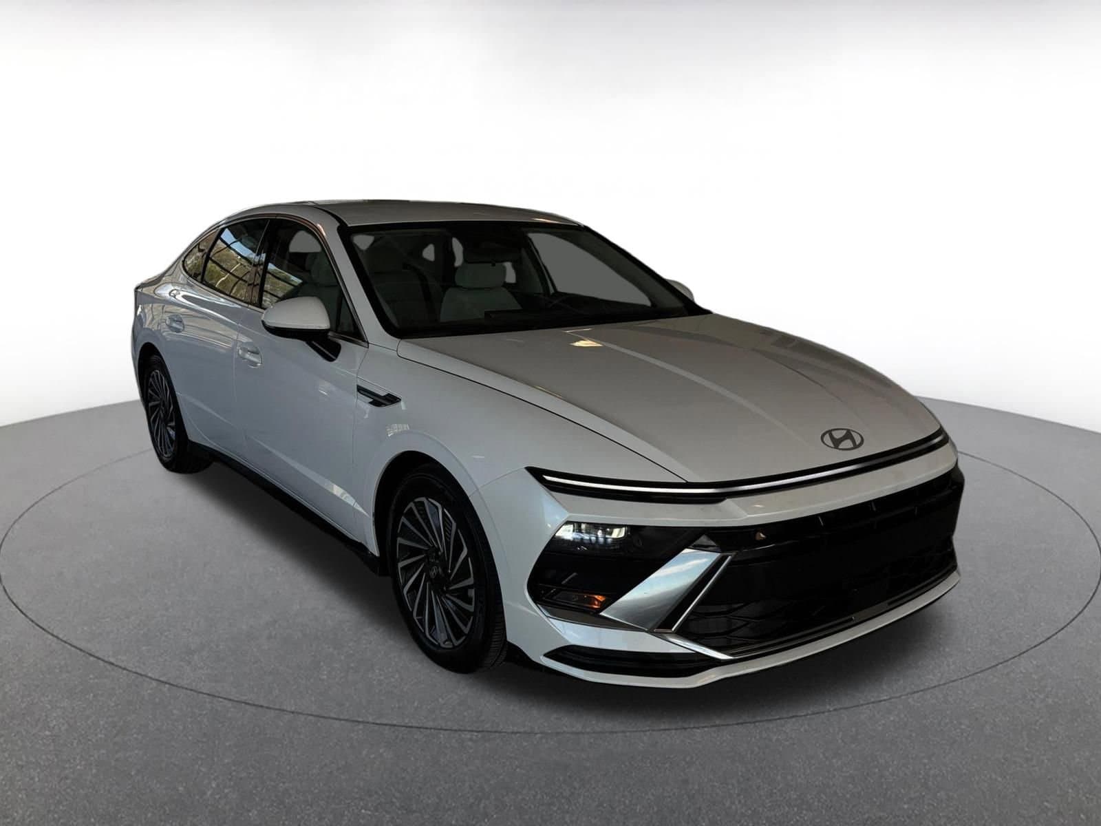 Thumbnail: 2025 Hyundai Sonata - 1