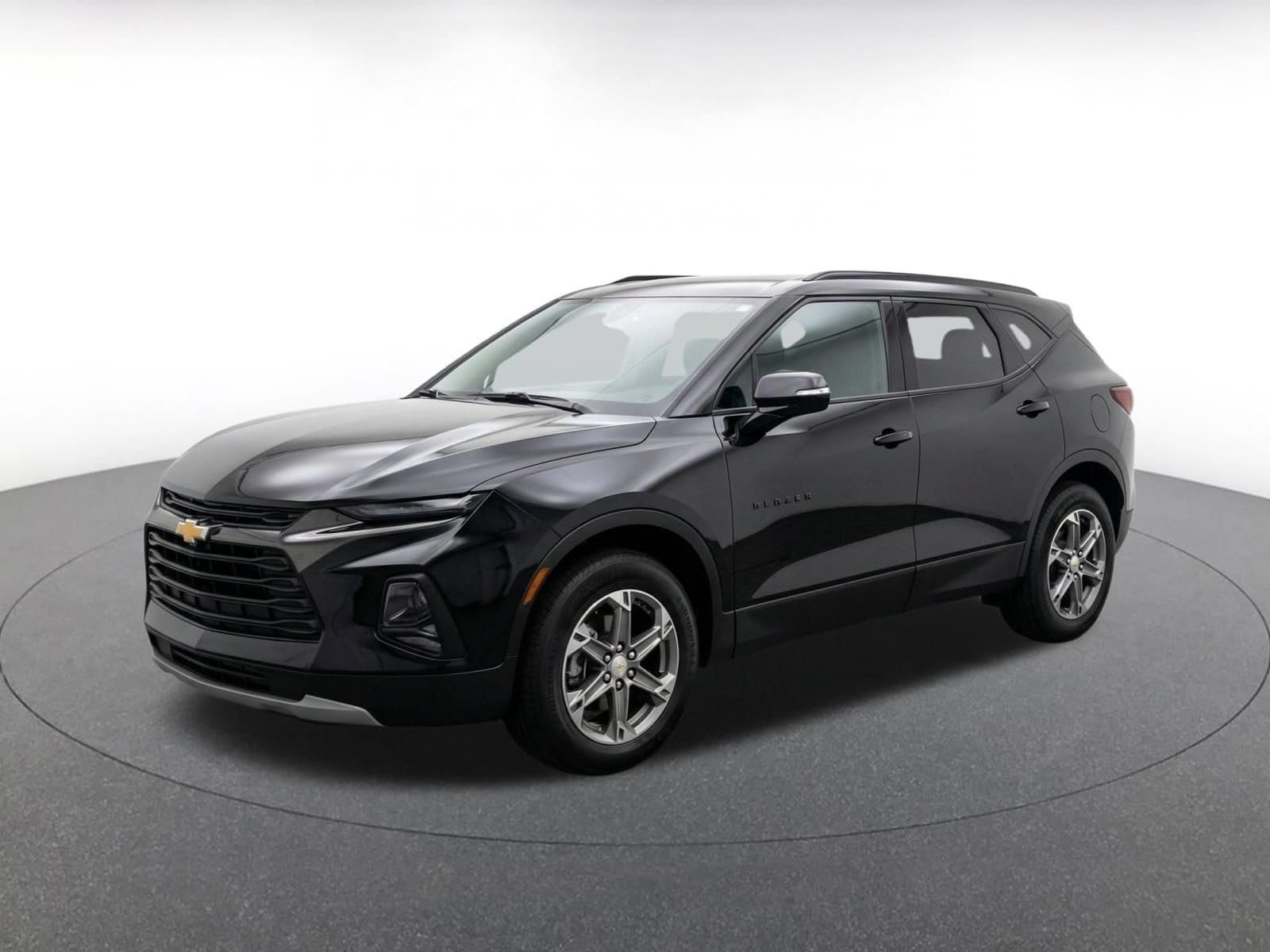 Thumbnail: 2025 Chevrolet Blazer - 3