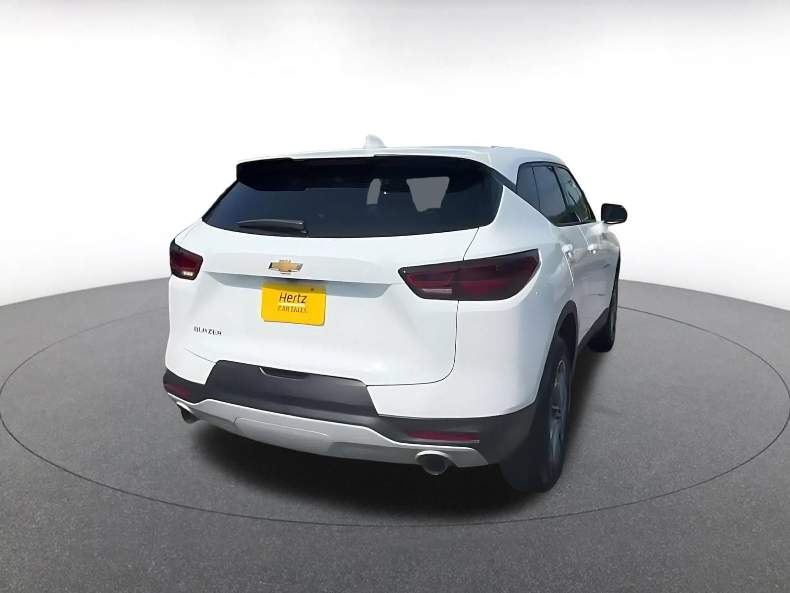 Thumbnail: 2026 Chevrolet Blazer - 13
