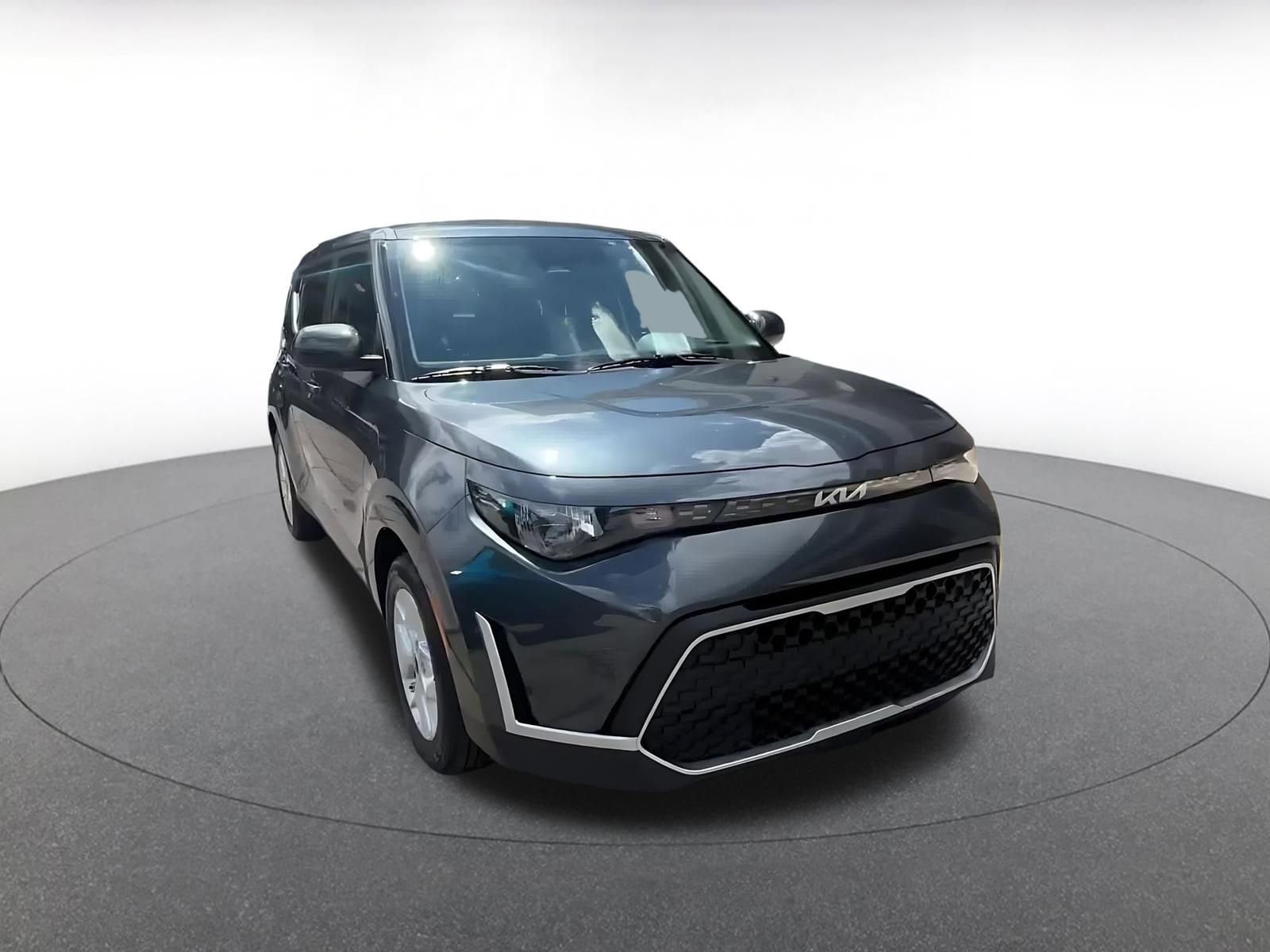 Thumbnail: 2025 Kia Soul - 3