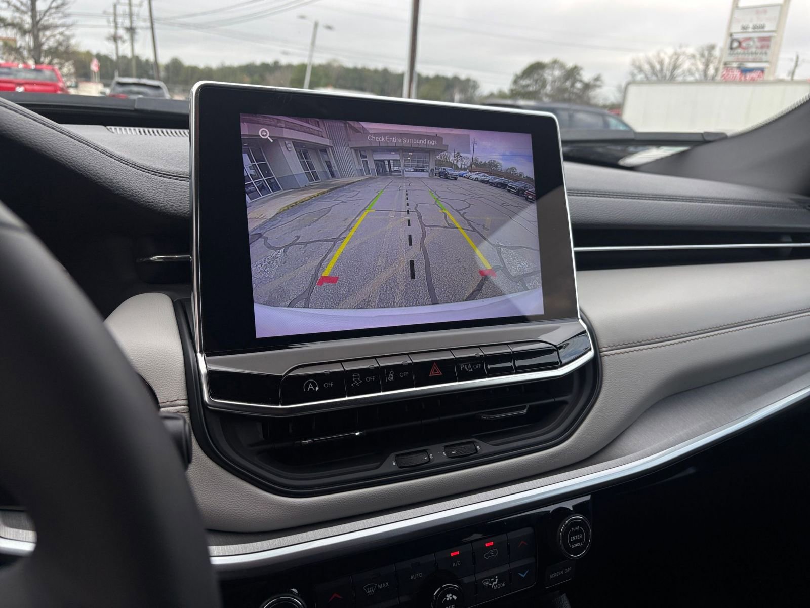 Thumbnail: 2025 Jeep Compass - 28