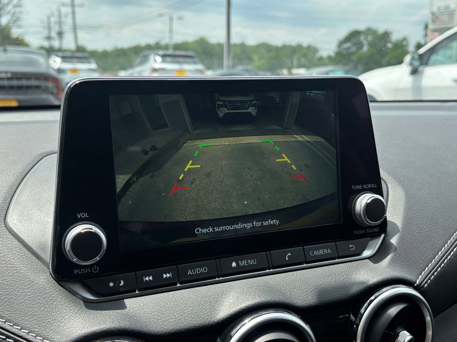 2025 Nissan Sentra SV - Photo 23