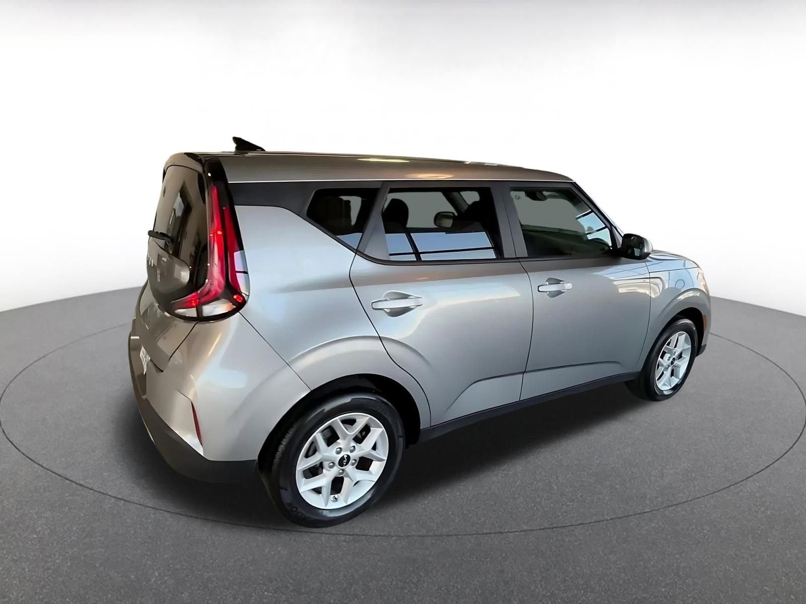 Thumbnail: 2025 Kia Soul - 15