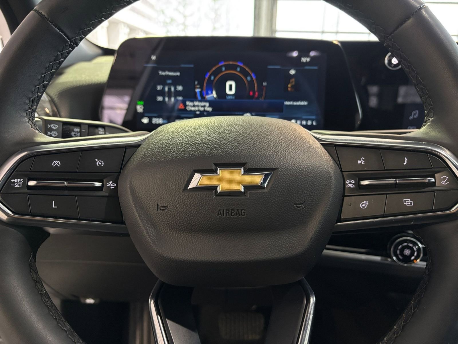 Thumbnail: 2025 Chevrolet Equinox - 27