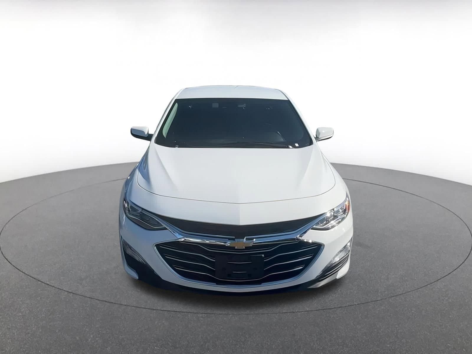 Thumbnail: 2024 Chevrolet Malibu - 5