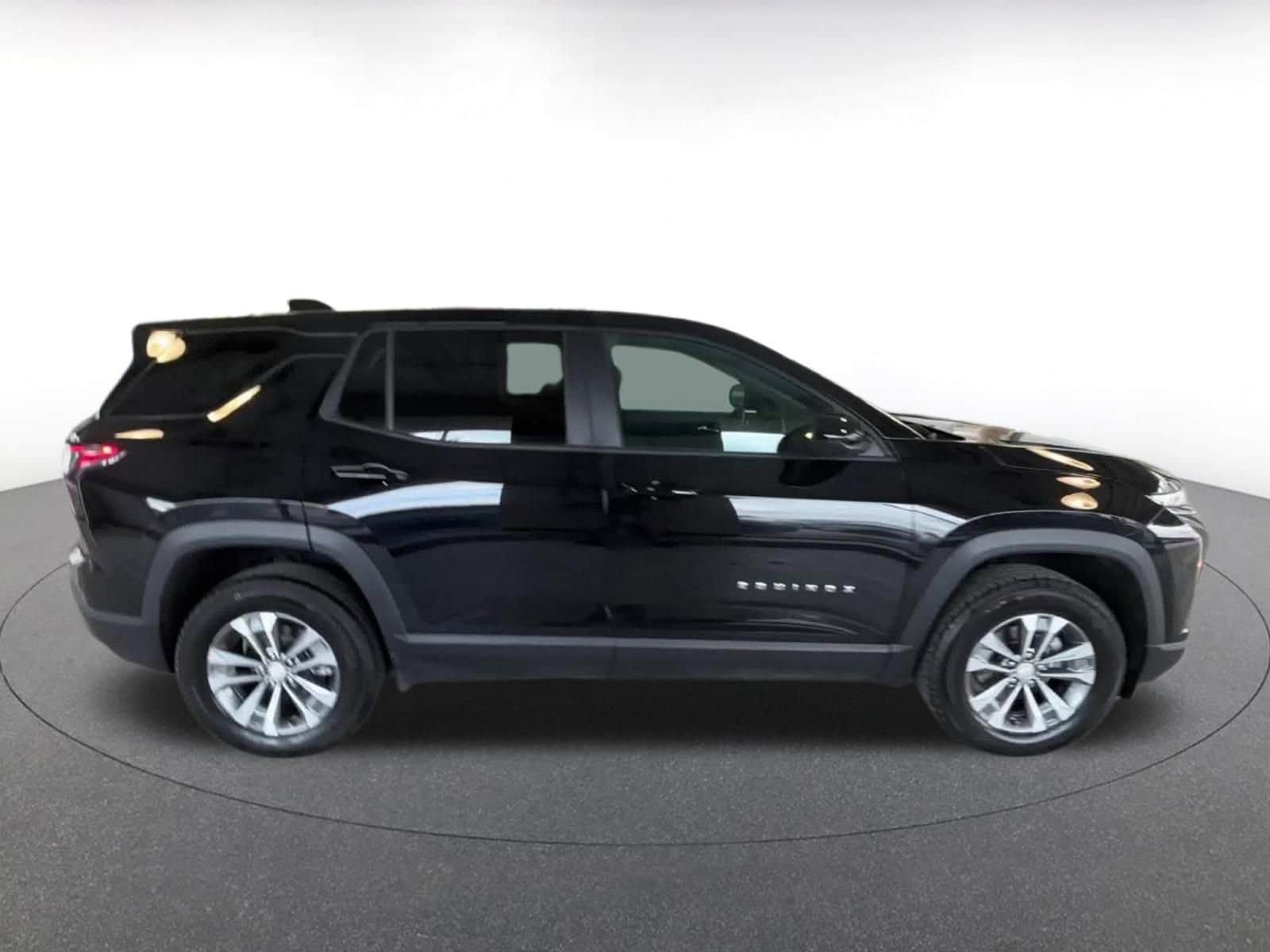 Thumbnail: 2025 Chevrolet Equinox - 16