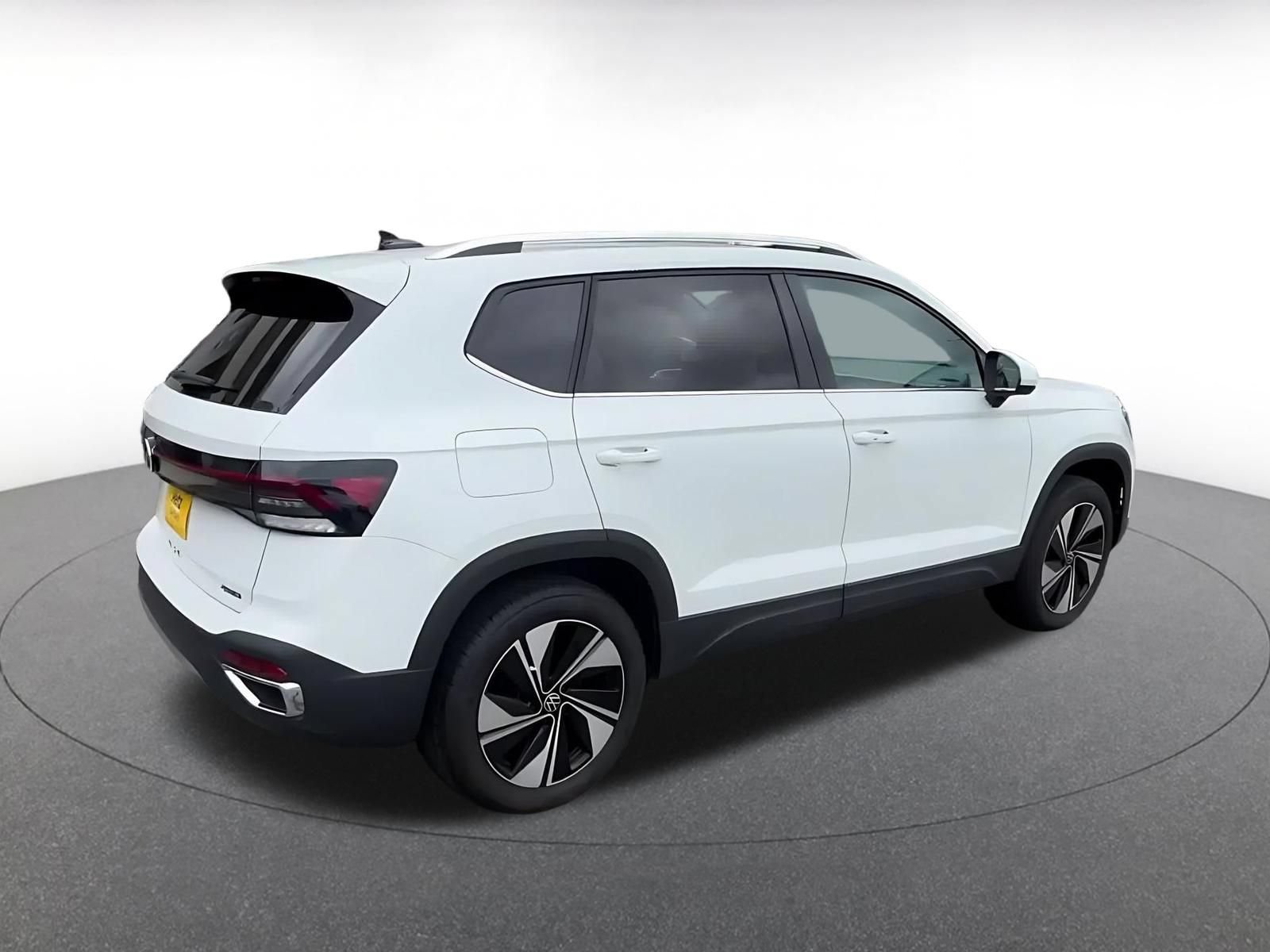 Thumbnail: 2025 Volkswagen Taos - 12