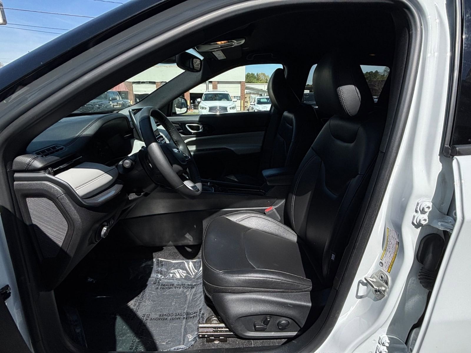 Thumbnail: 2025 Jeep Compass - 28