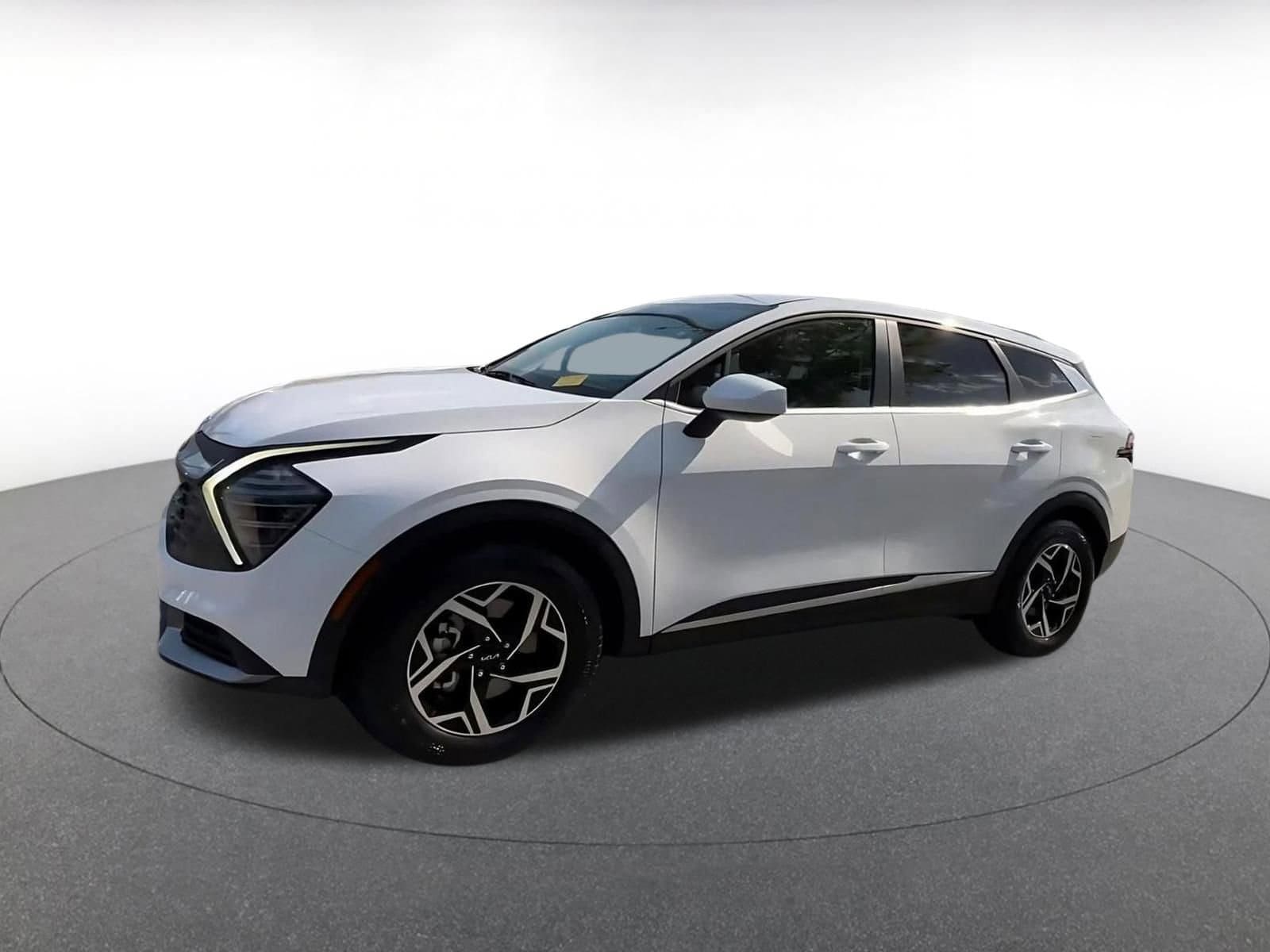 Thumbnail: 2025 Kia Sportage - 7