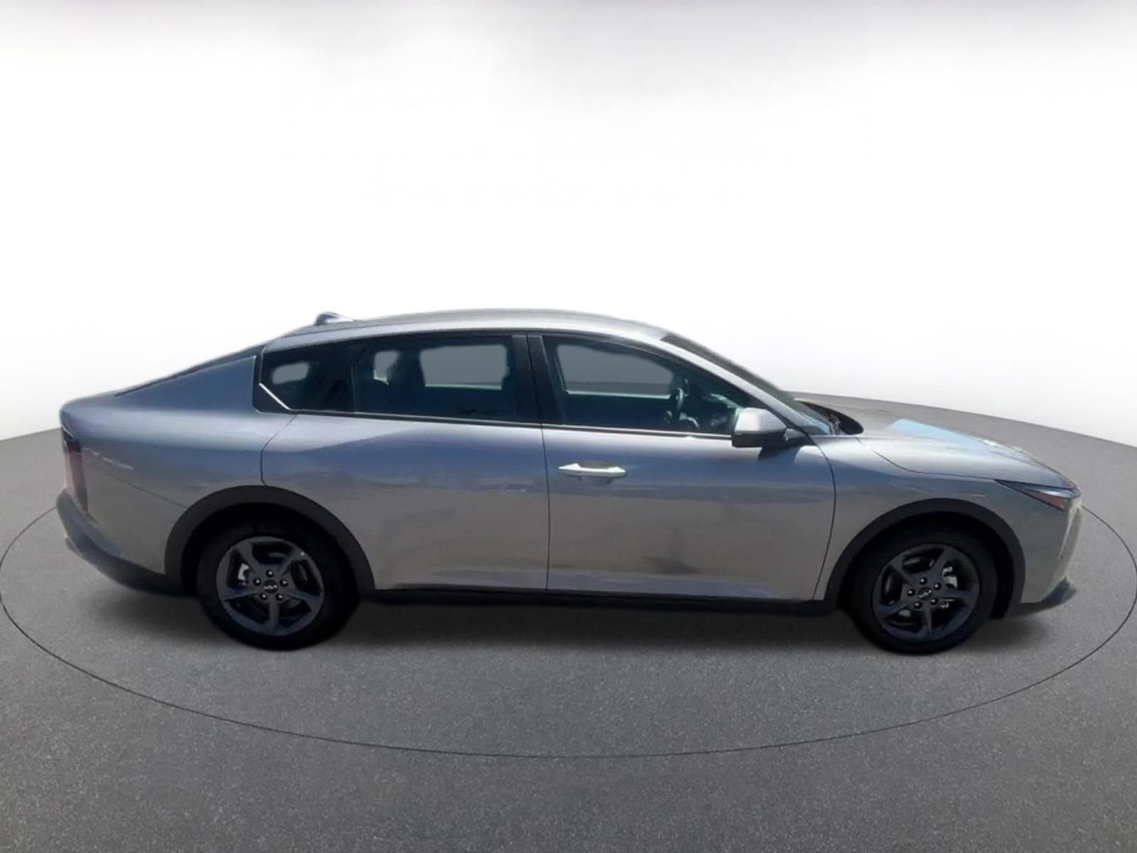 Thumbnail: 2025 Kia K4 - 16