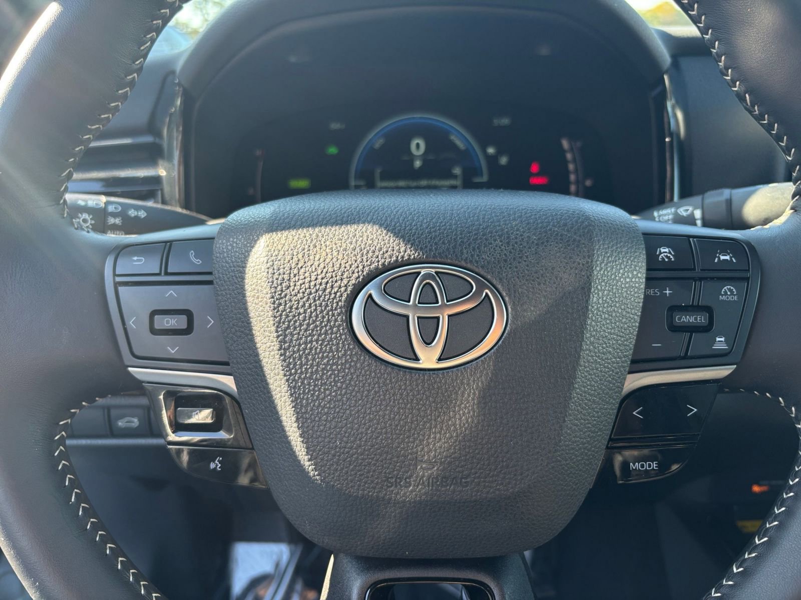 Thumbnail: 2025 Toyota Camry - 28