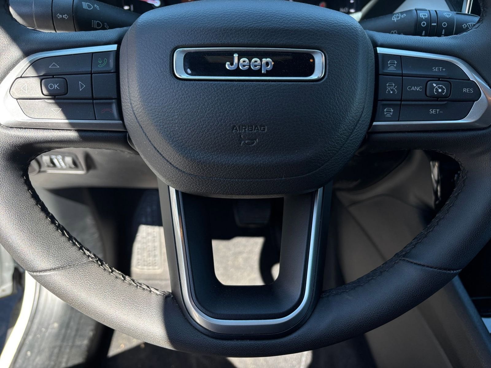 Thumbnail: 2025 Jeep Compass - 28