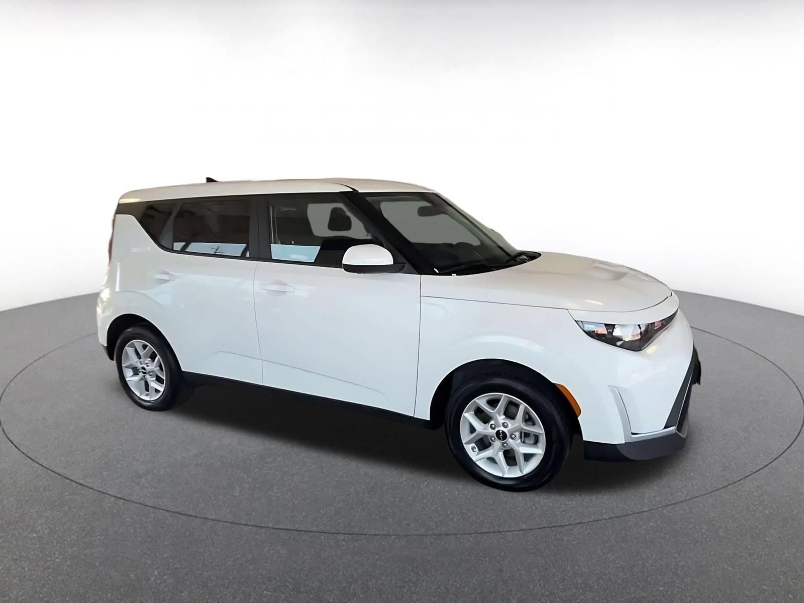 Thumbnail: 2025 Kia Soul - 2