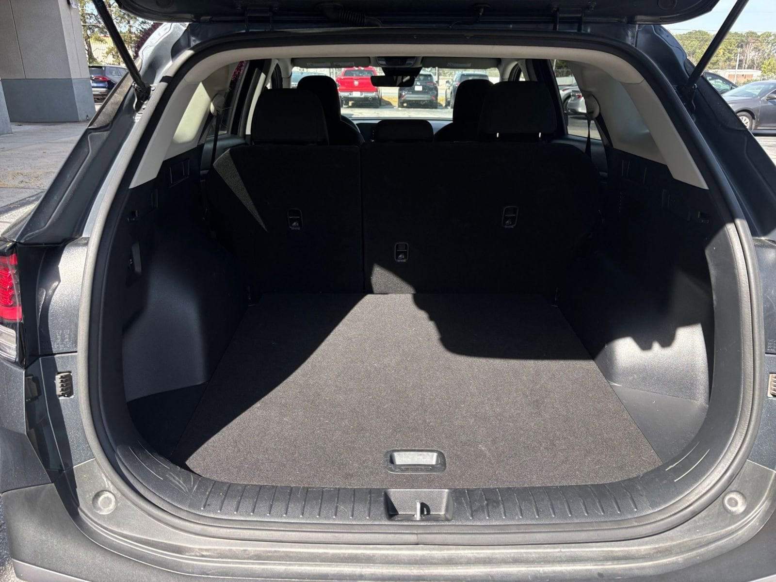 Thumbnail: 2025 Kia Sportage - 30