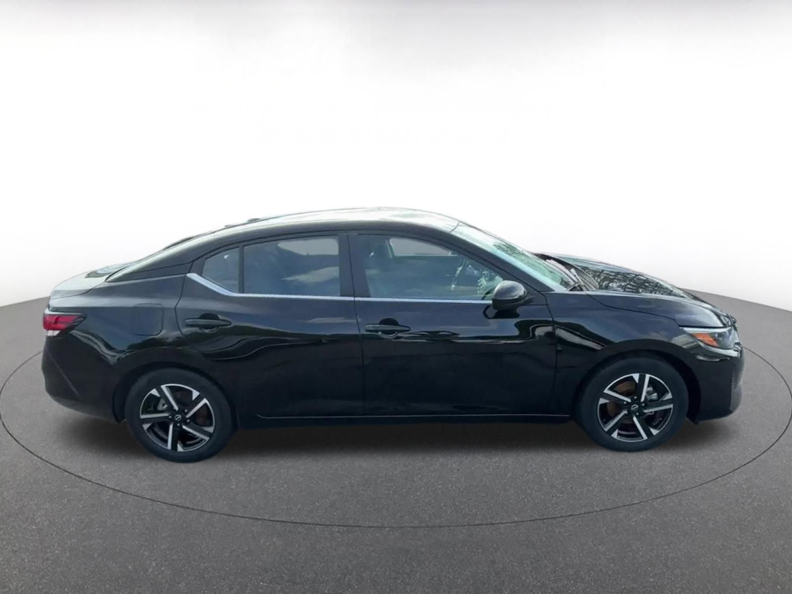 2024 Nissan Sentra SV 16