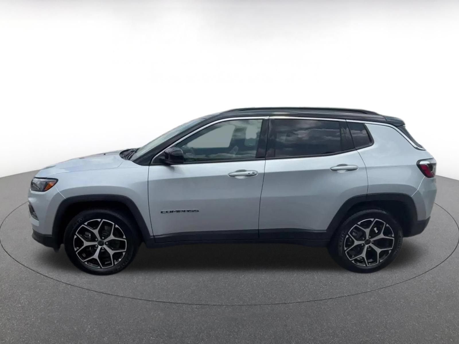 Thumbnail: 2025 Jeep Compass - 8