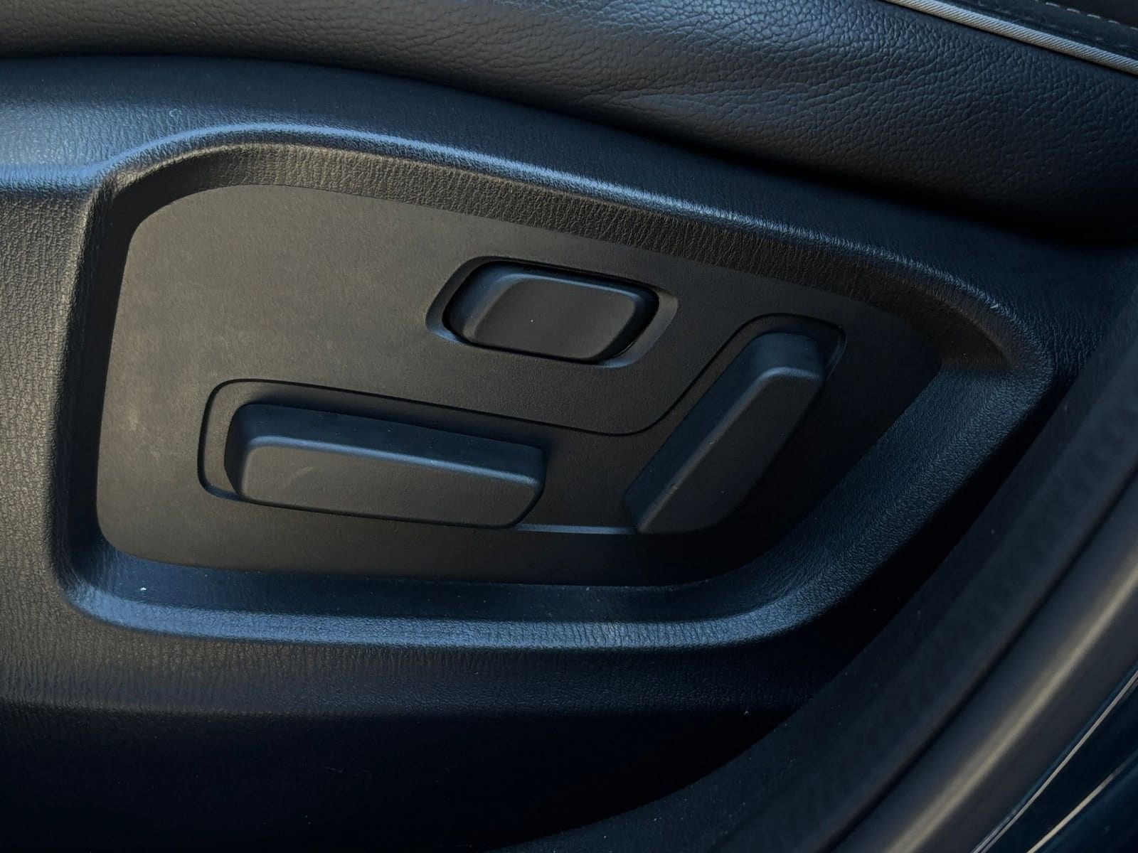 Thumbnail: 2025 Mazda CX-5 - 23