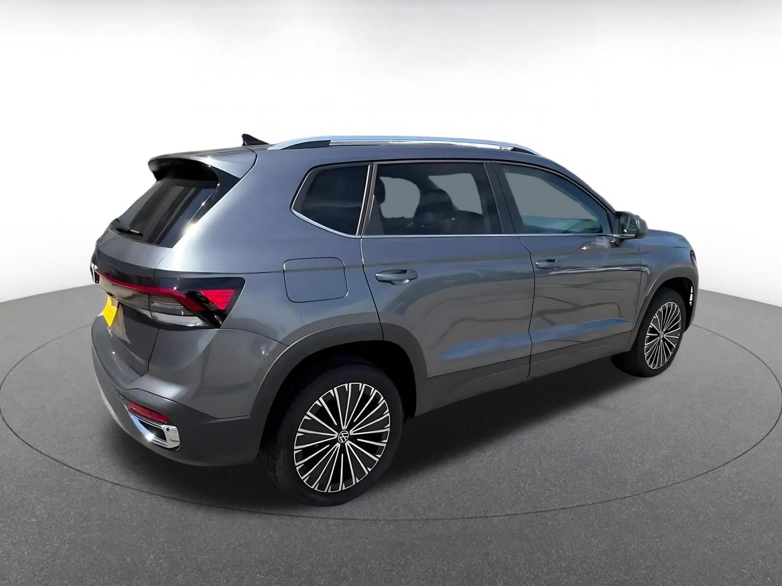 Thumbnail: 2025 Volkswagen Taos - 15