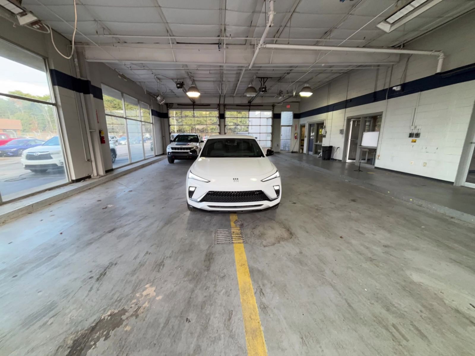 Thumbnail: 2025 Buick Envista - 16